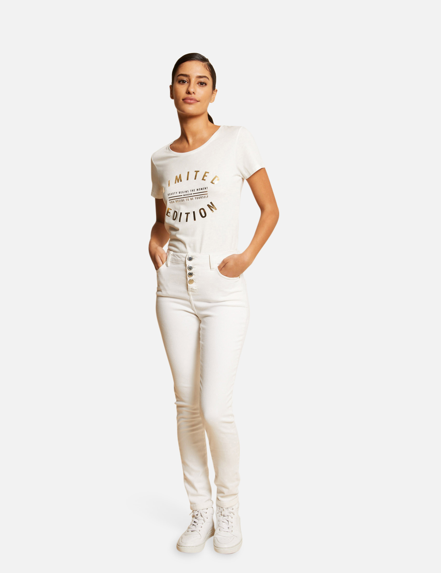 T-shirt manches courtes à inscription ecru femme T-shirt manches courtes à inscription ecru femme