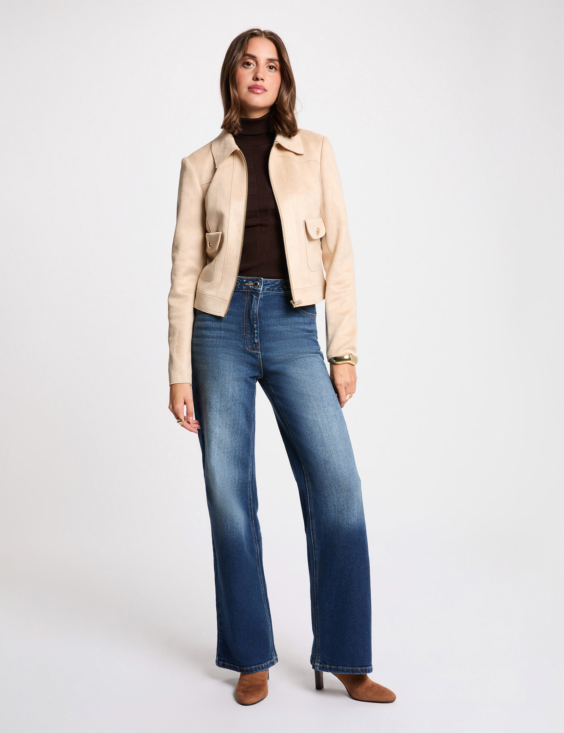 Blouson court su&eacute;dine marron clair femme