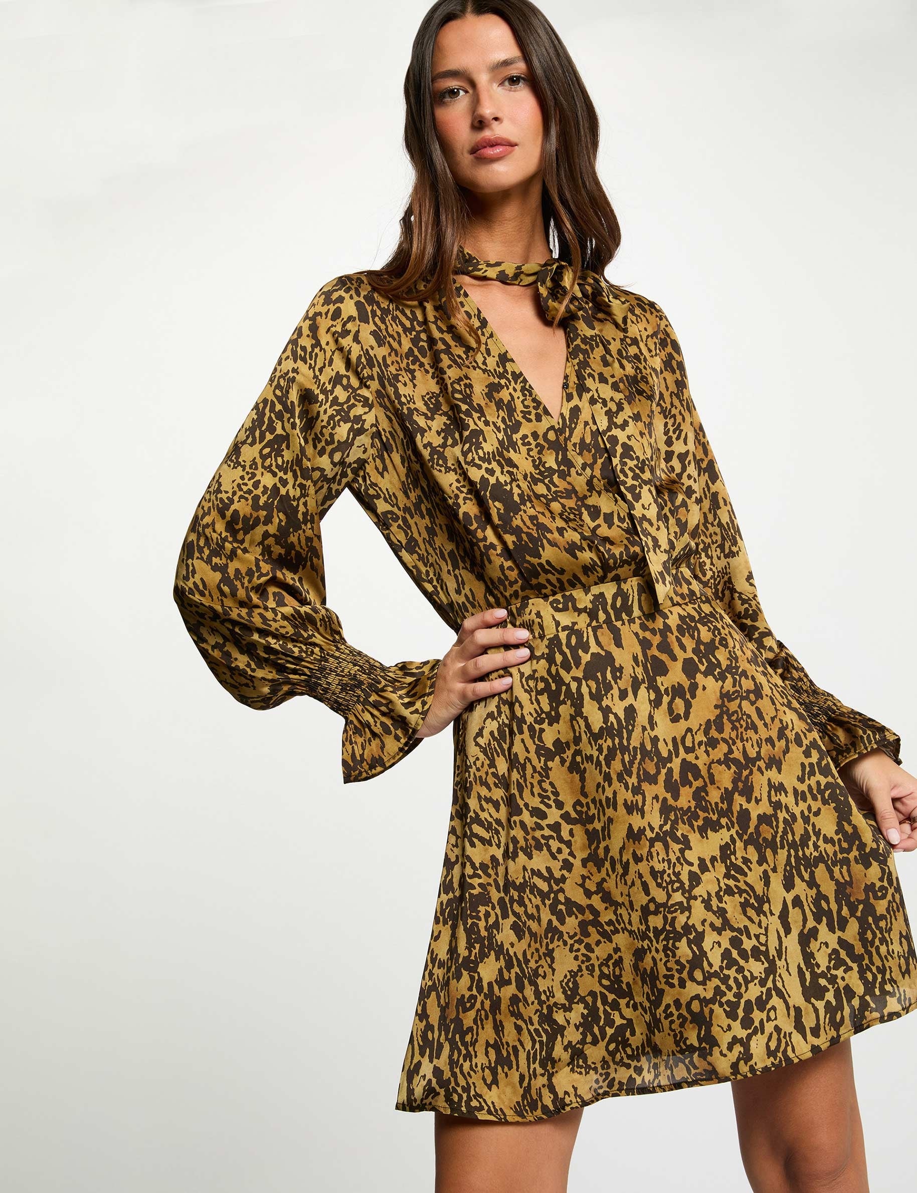 Robe courte satin&eacute;e multicolore femme