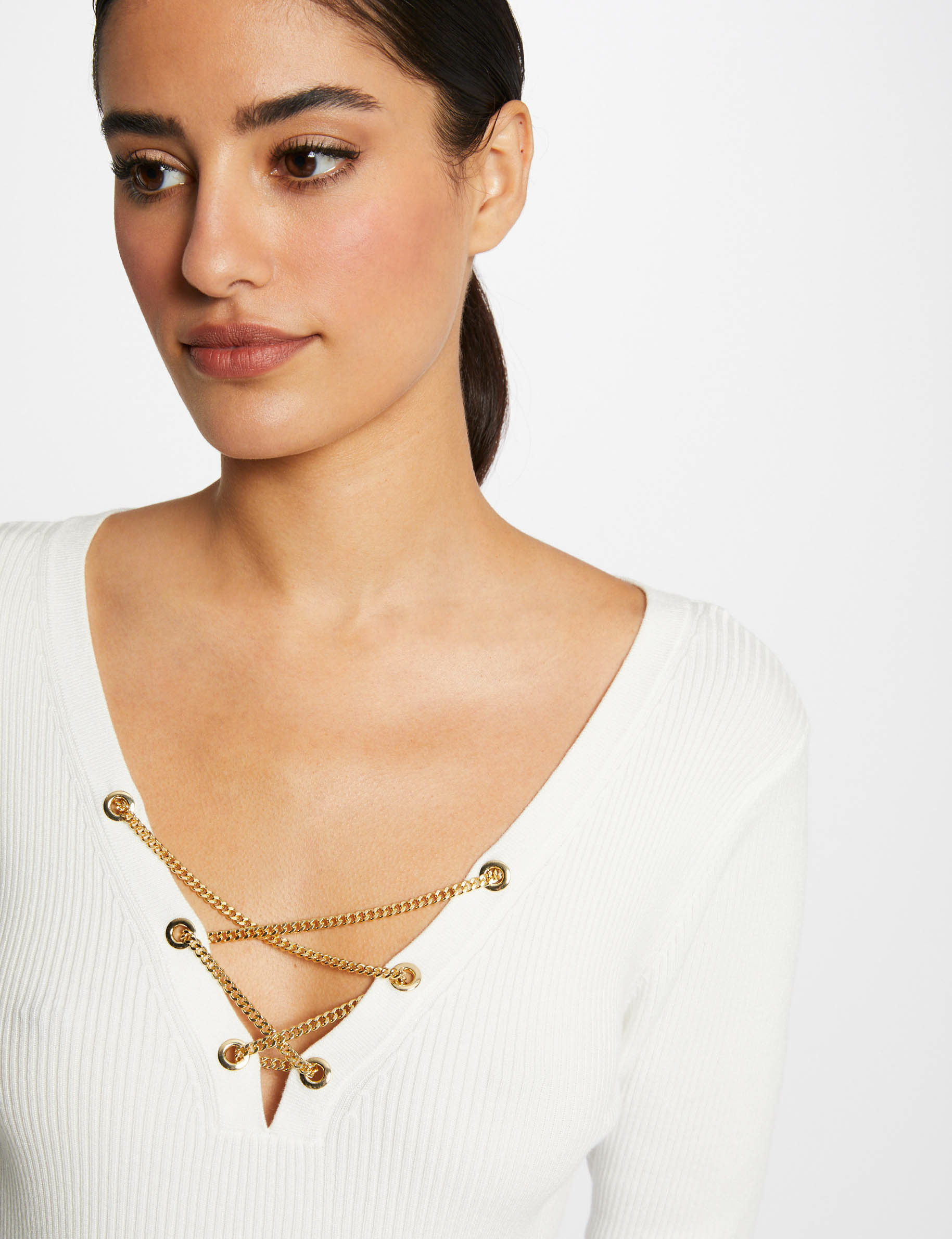 Pull manches longues à détails chaînes ecru femme Pull manches longues à détails chaînes ecru femme