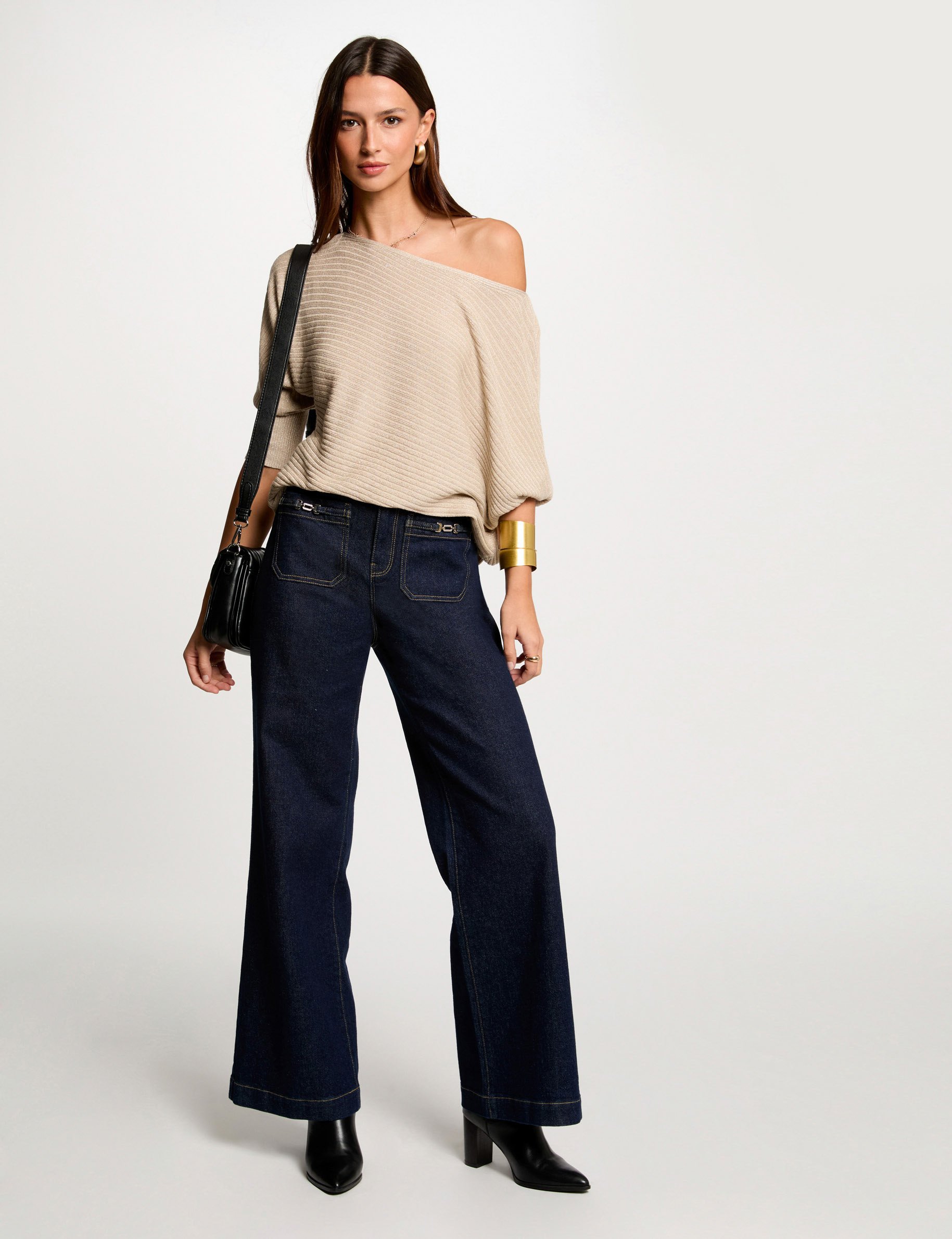 pull col bateau epaule denudee sable femme Pull col bateau épaule dénudée sable femme