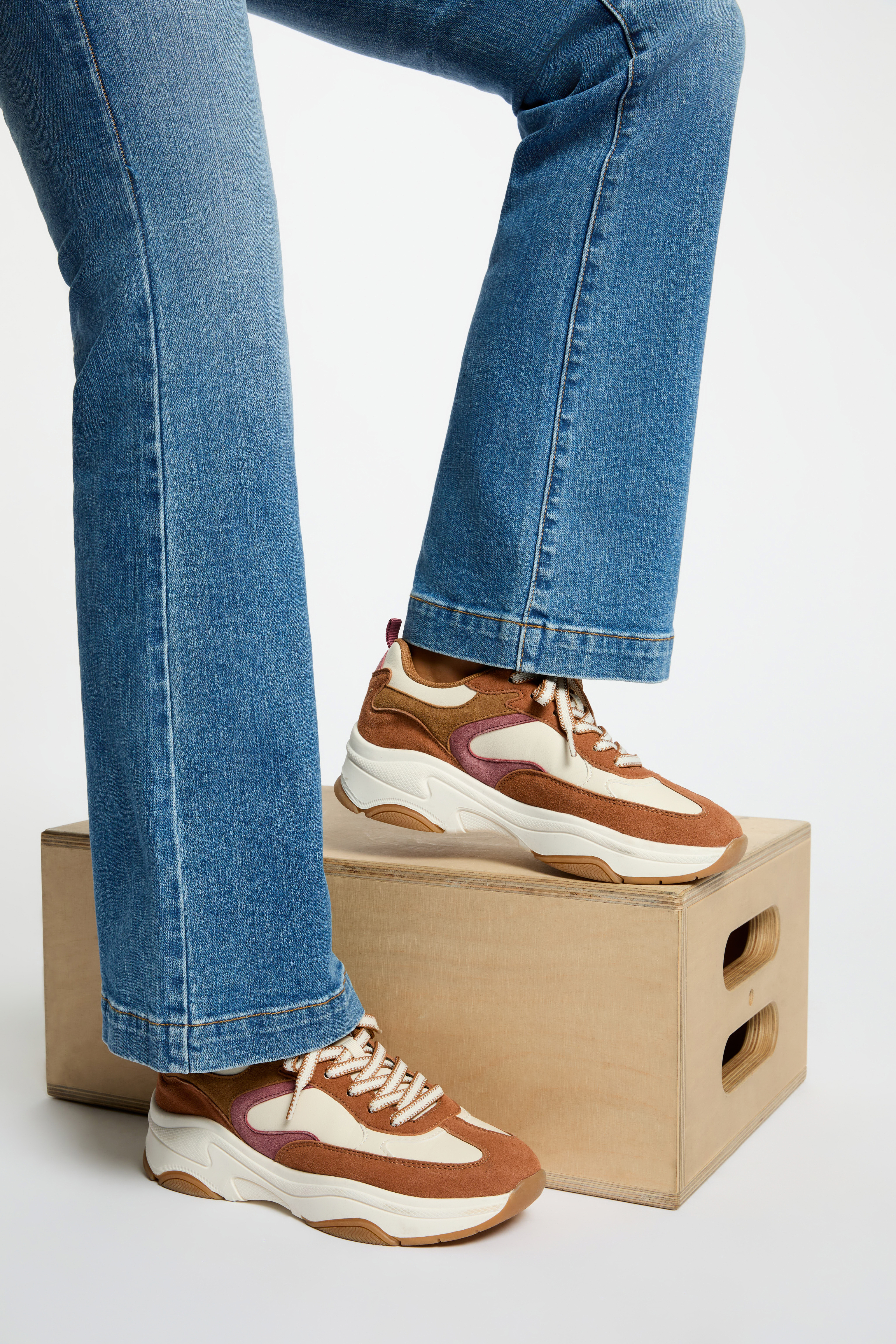 Sneakers su&eacute;dine multicolore femme