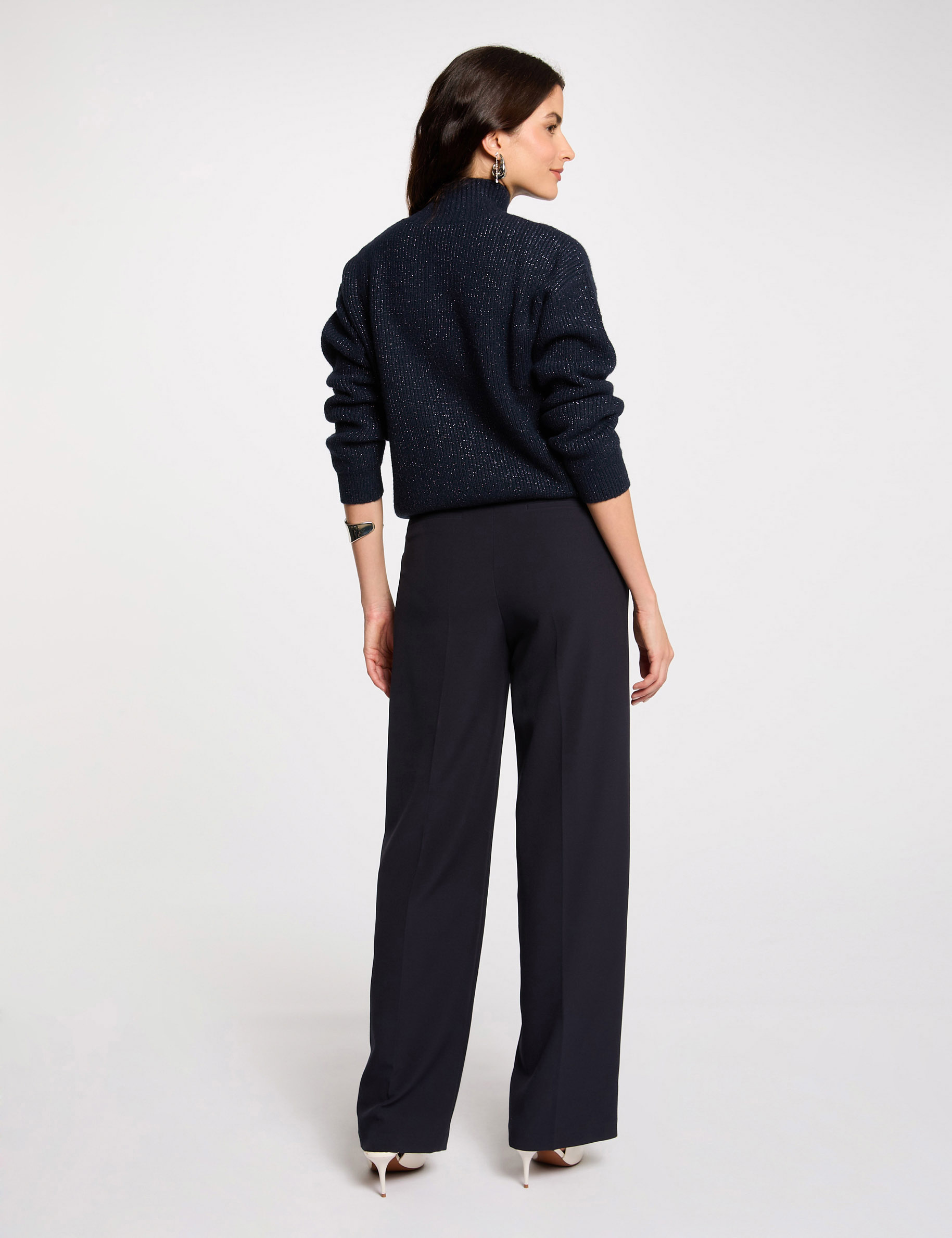 Pantalon droit &agrave; pinces bleu marine femme