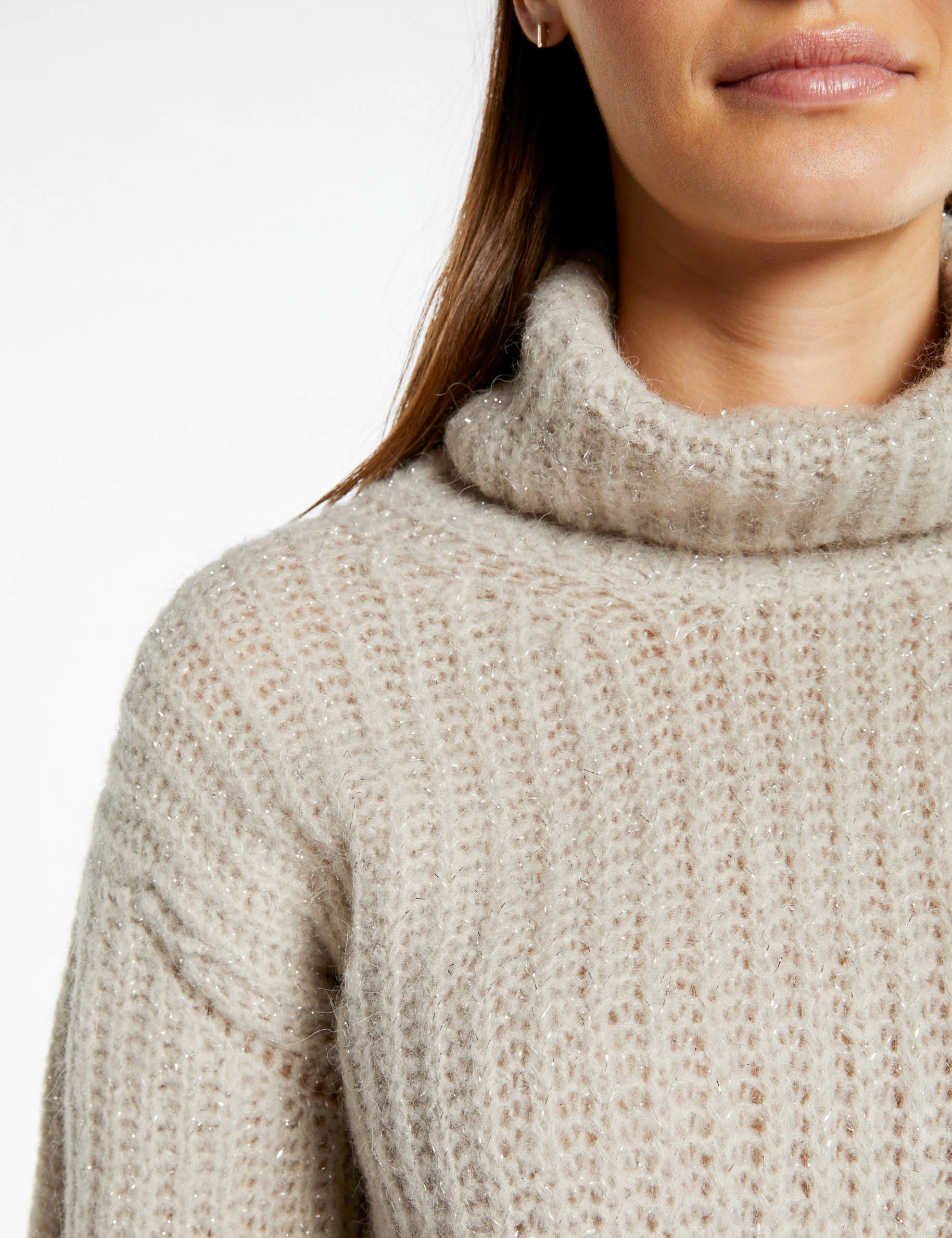 Pull manches longues à col roulé beige clair femme