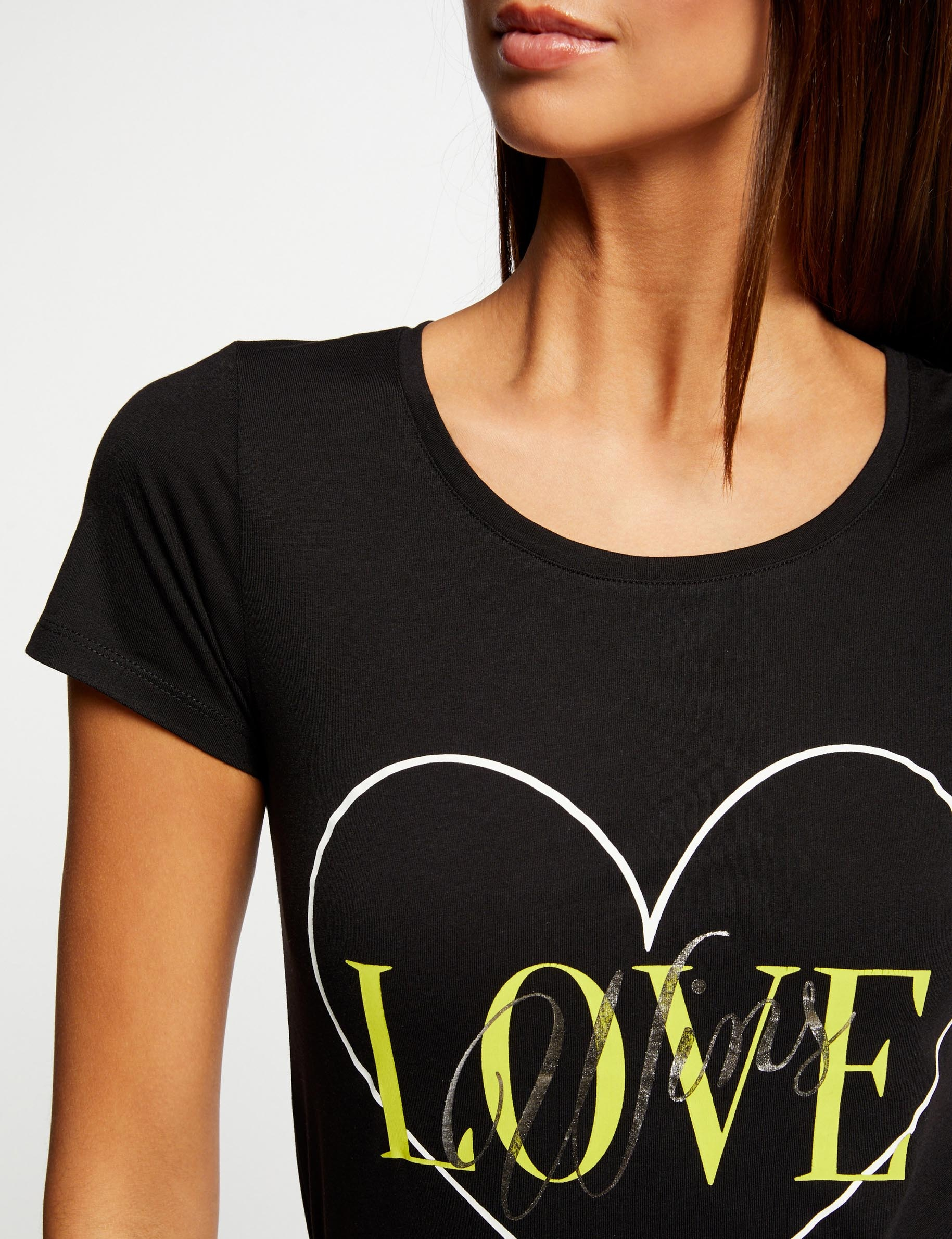 T-shirt manches courtes noir femme T-shirt manches courtes noir femme