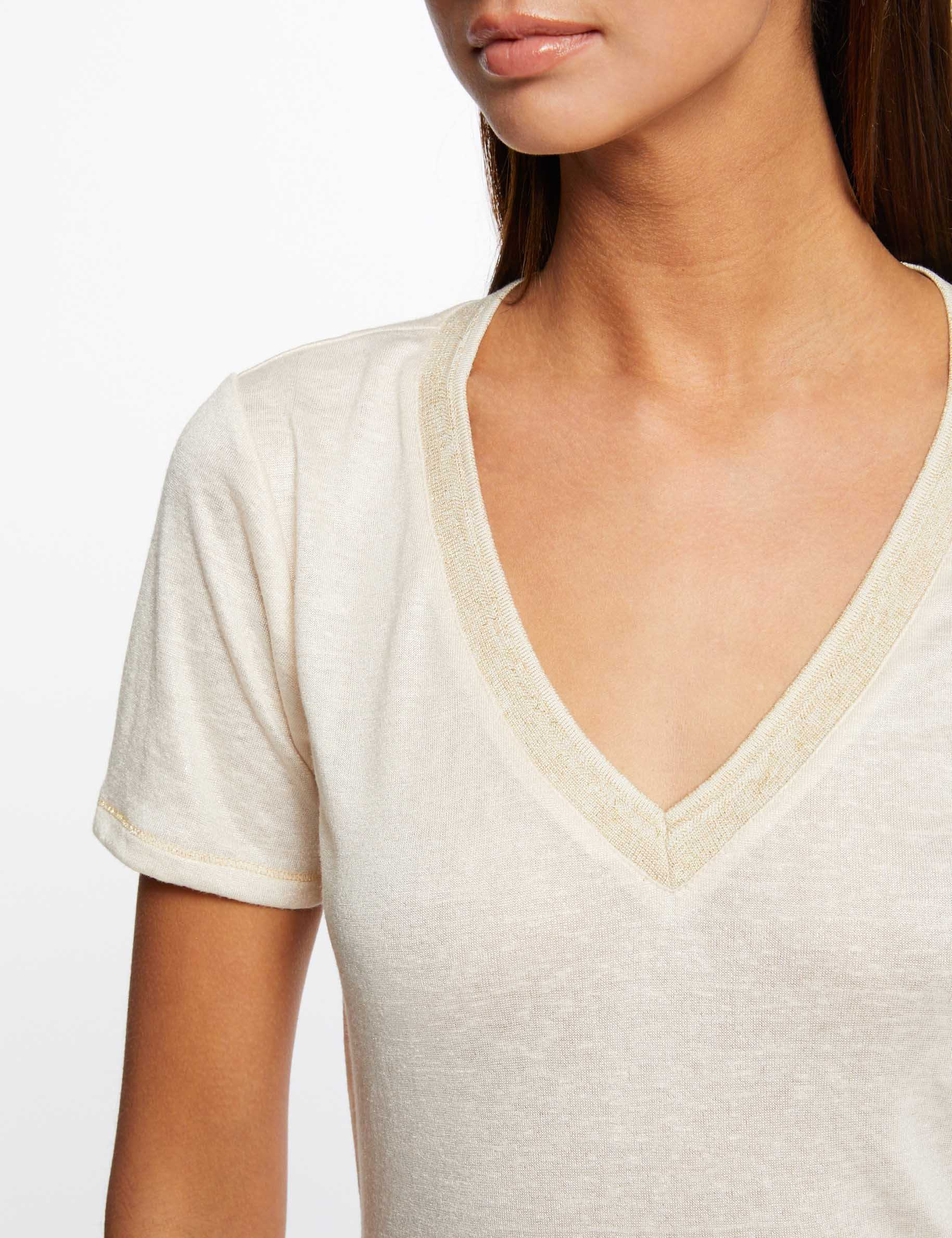 T-shirt manches courtes col en V ivoire femme T-shirt manches courtes col en V ivoire femme