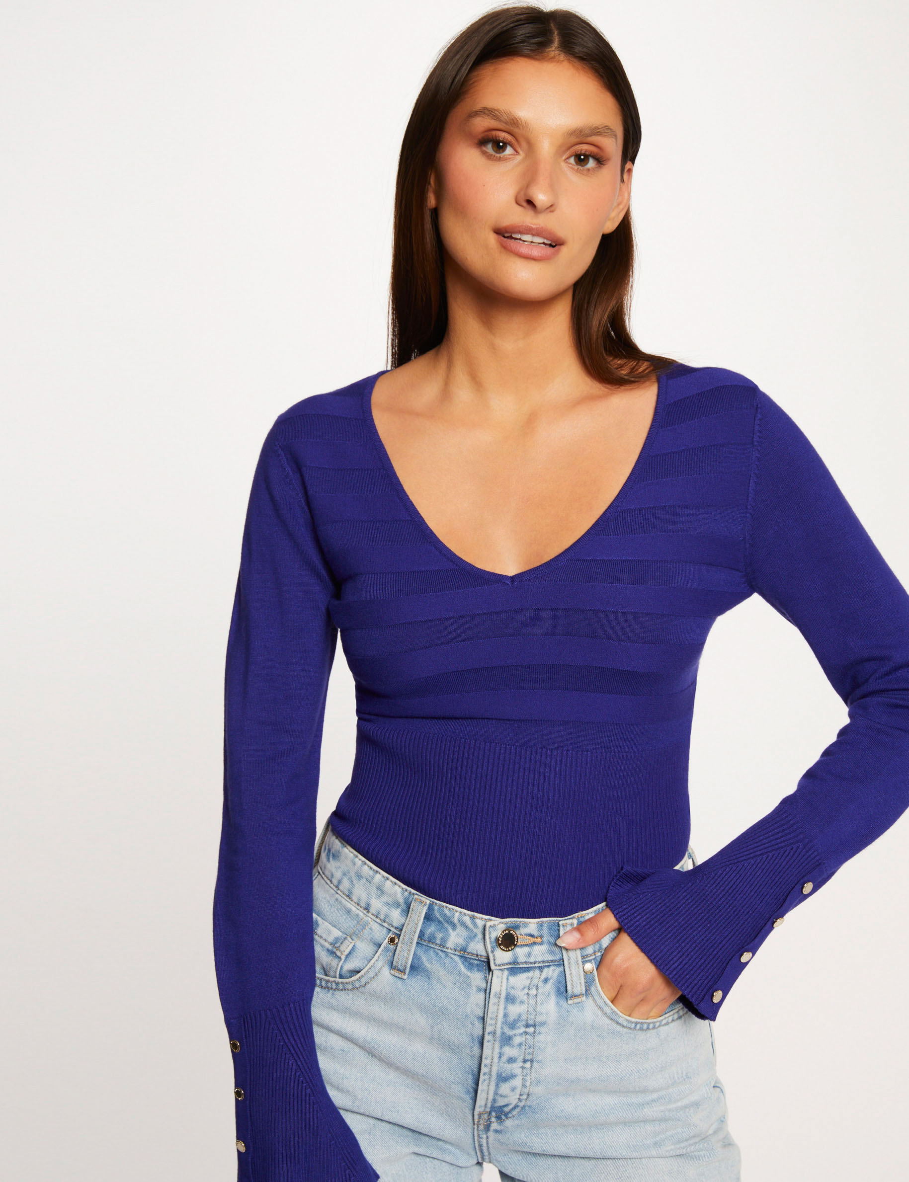 pull manches longues avec col en v bleu moyen femme Pull manches longues avec col en V bleu moyen femme