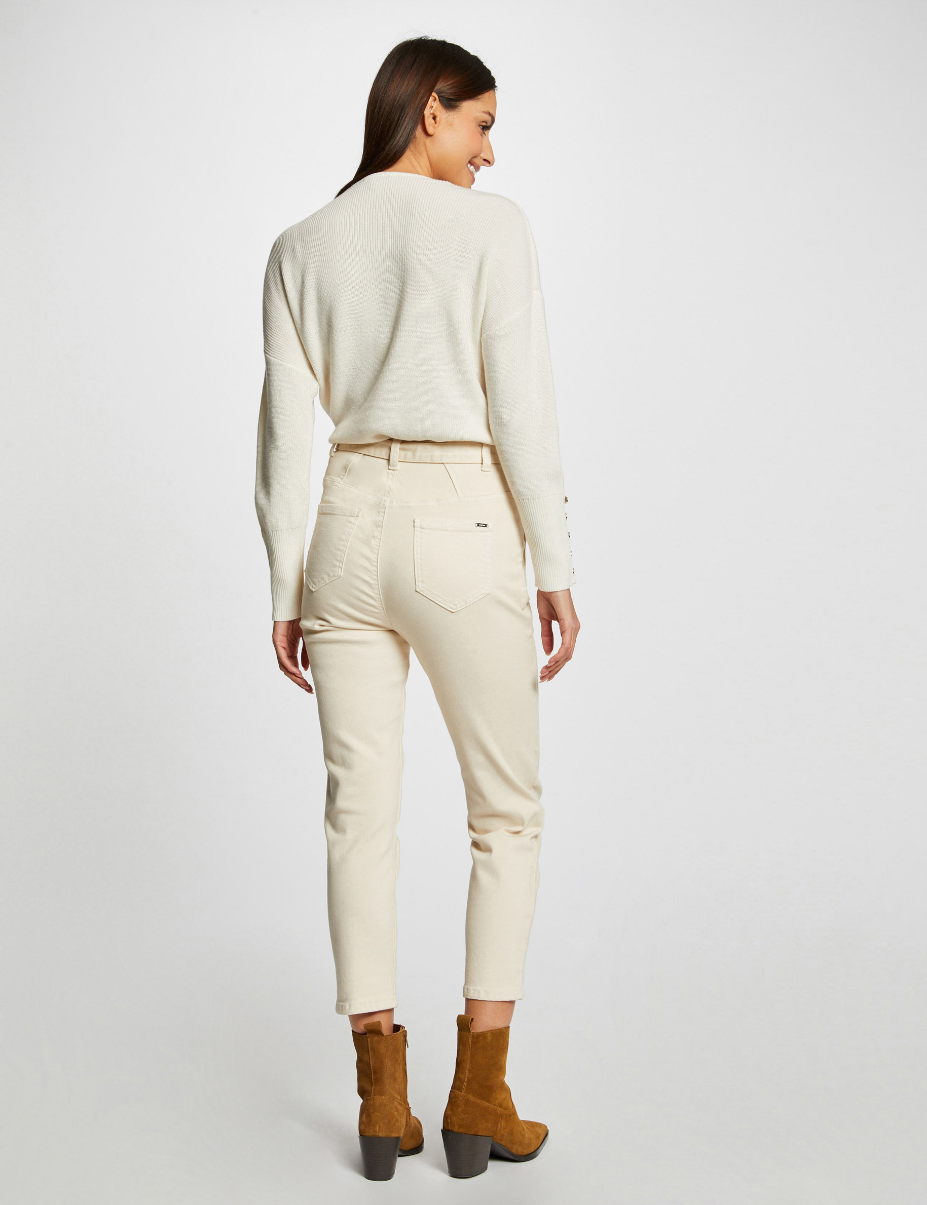 Pull manches longues à col en V ecru moyen femme Pull manches longues à col en V ecru moyen femme