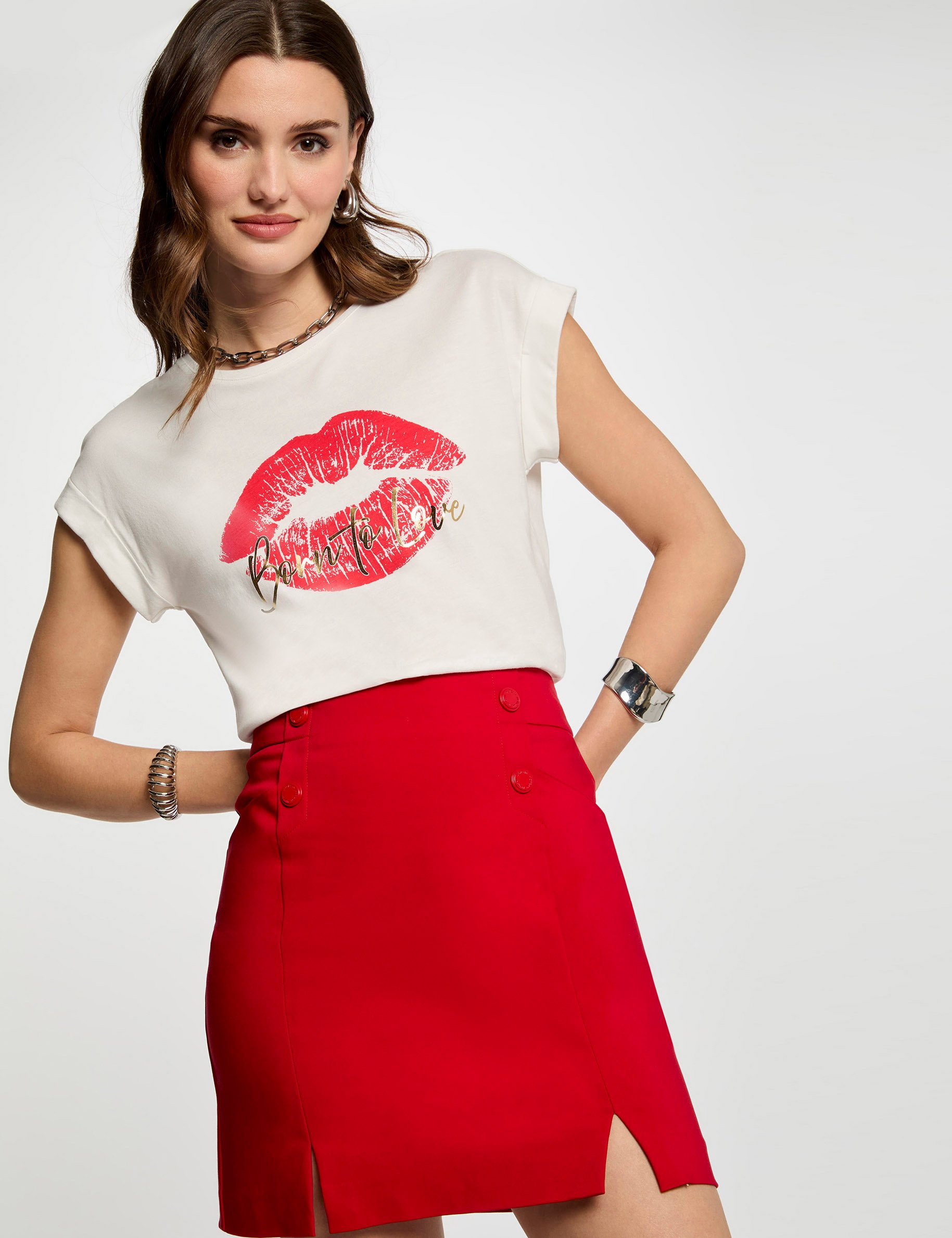 jupe courte a boutons rouge femme Jupe courte à boutons rouge femme