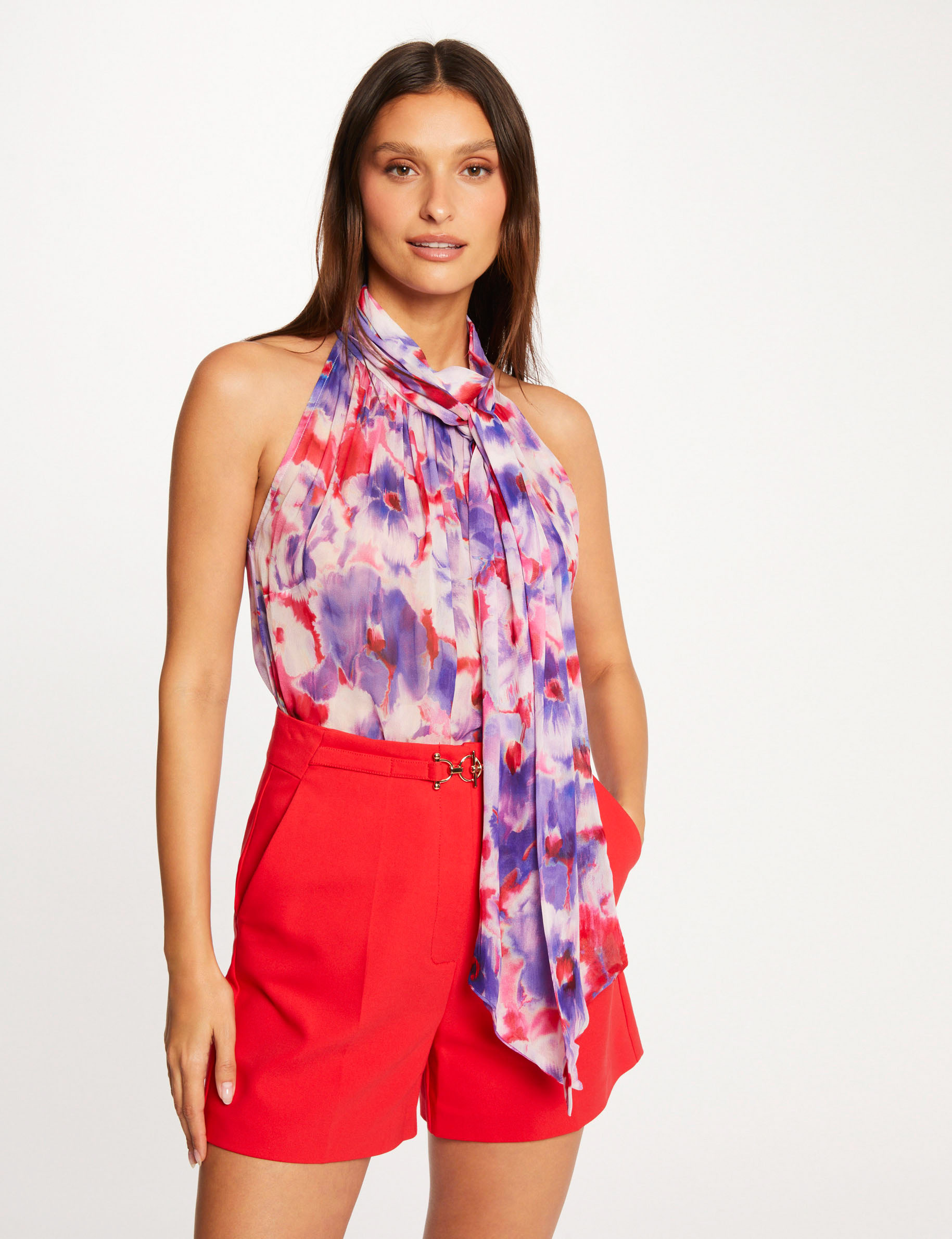 short city droit detail boucle rouge femme Short city droit détail boucle rouge femme