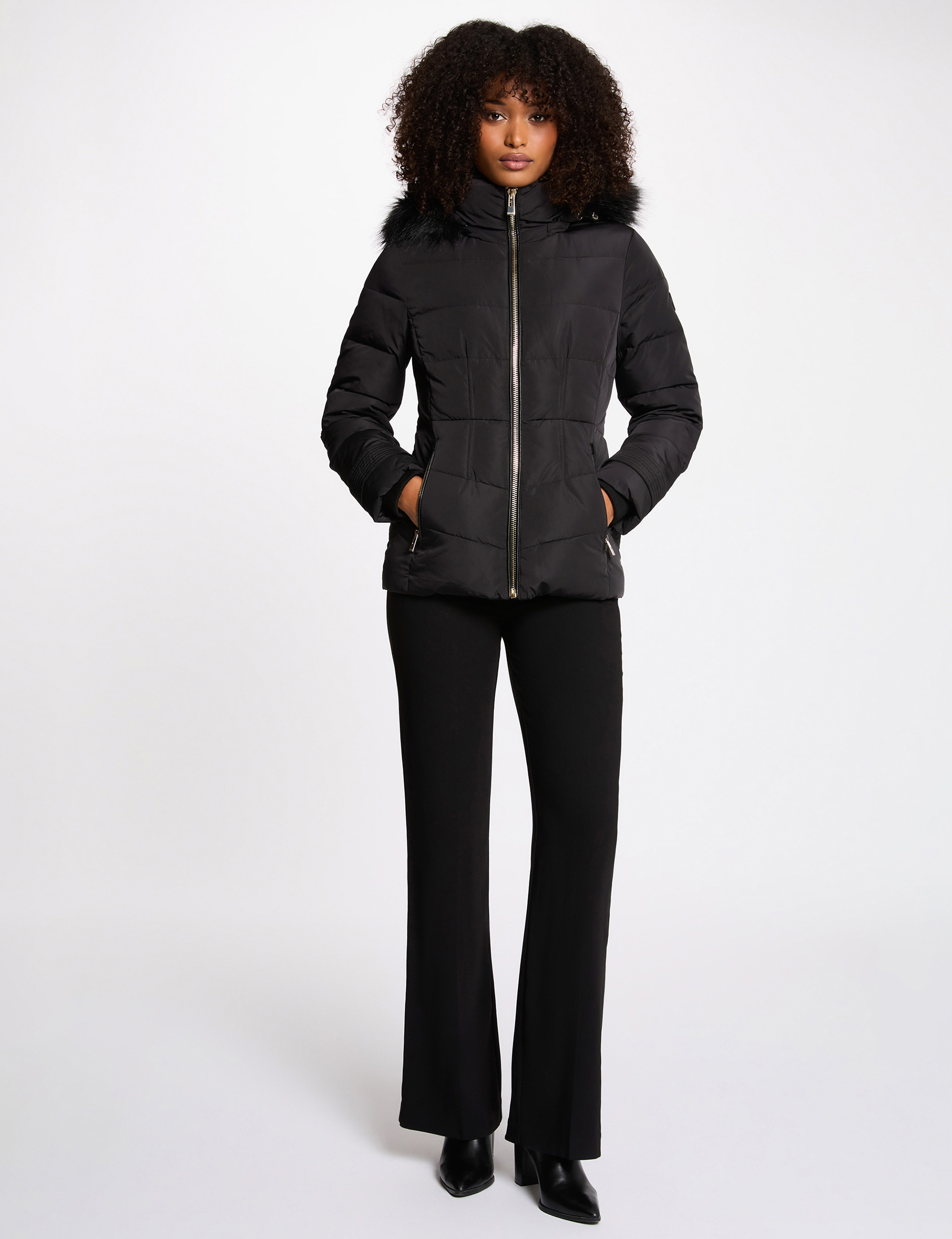 Doudoune courte ajust&eacute;e noir femme