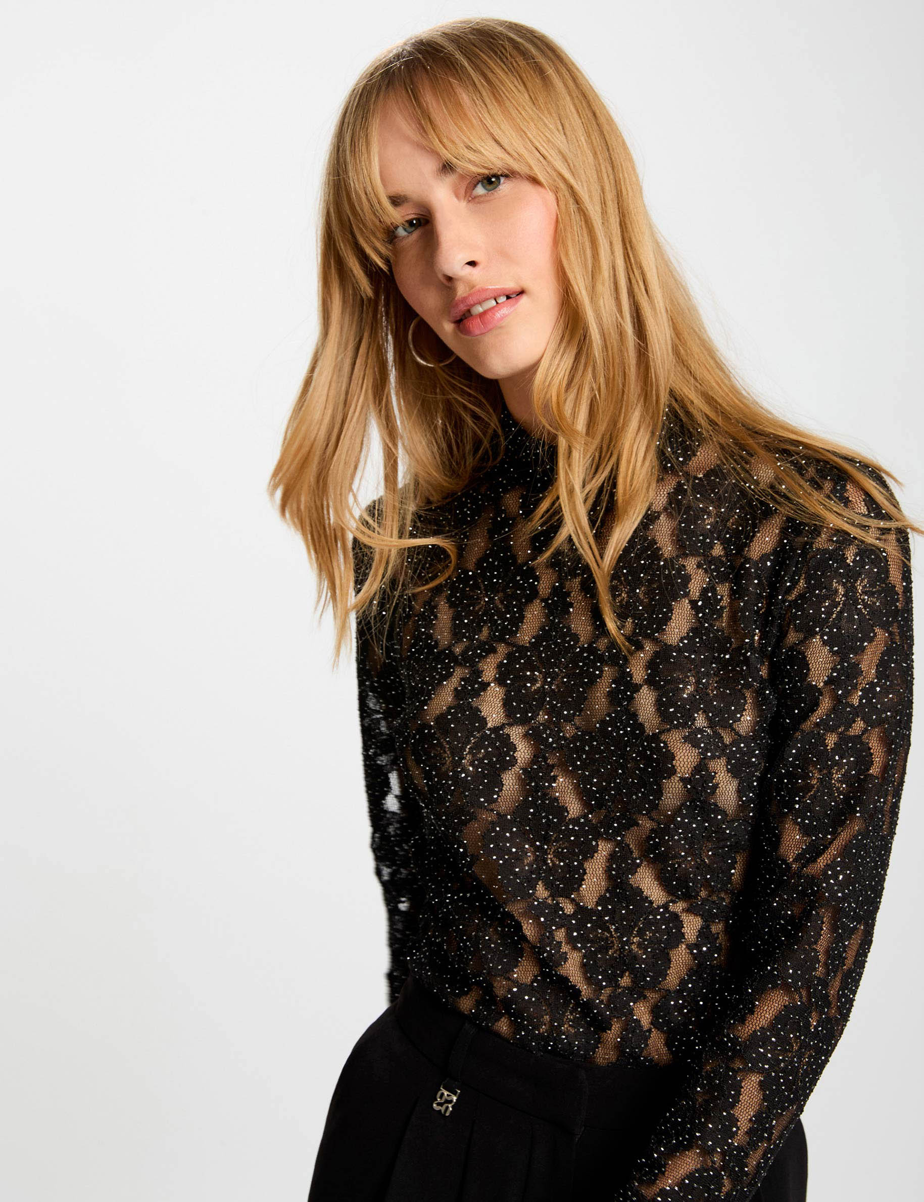 T-shirt dentelle ajouré noir femme Morgan