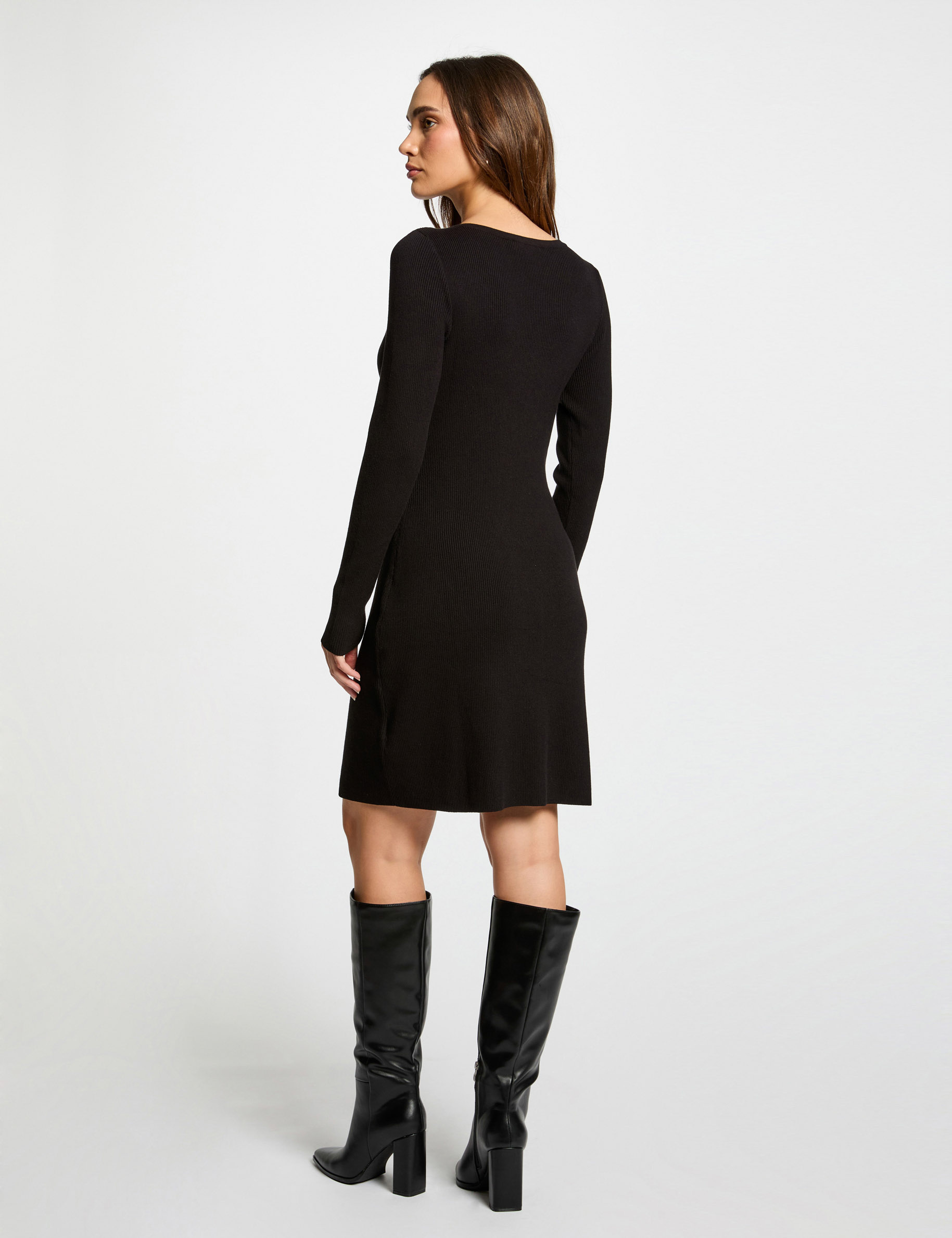 robe tricot courte ajustee noir femme Robe tricot courte ajustée noir femme