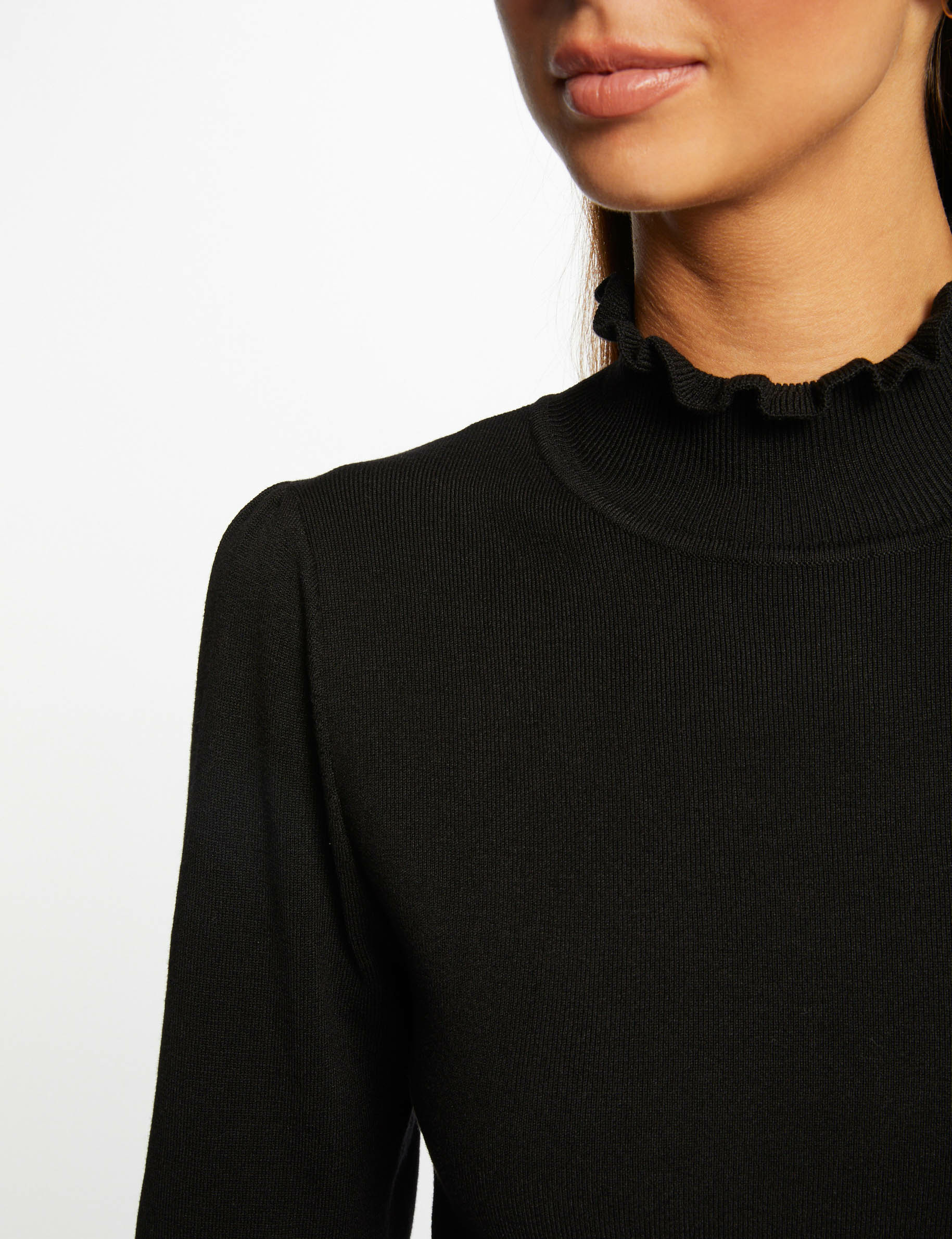 robe pull ajustee avec col montant noir femme Robe pull ajustée avec col montant noir femme