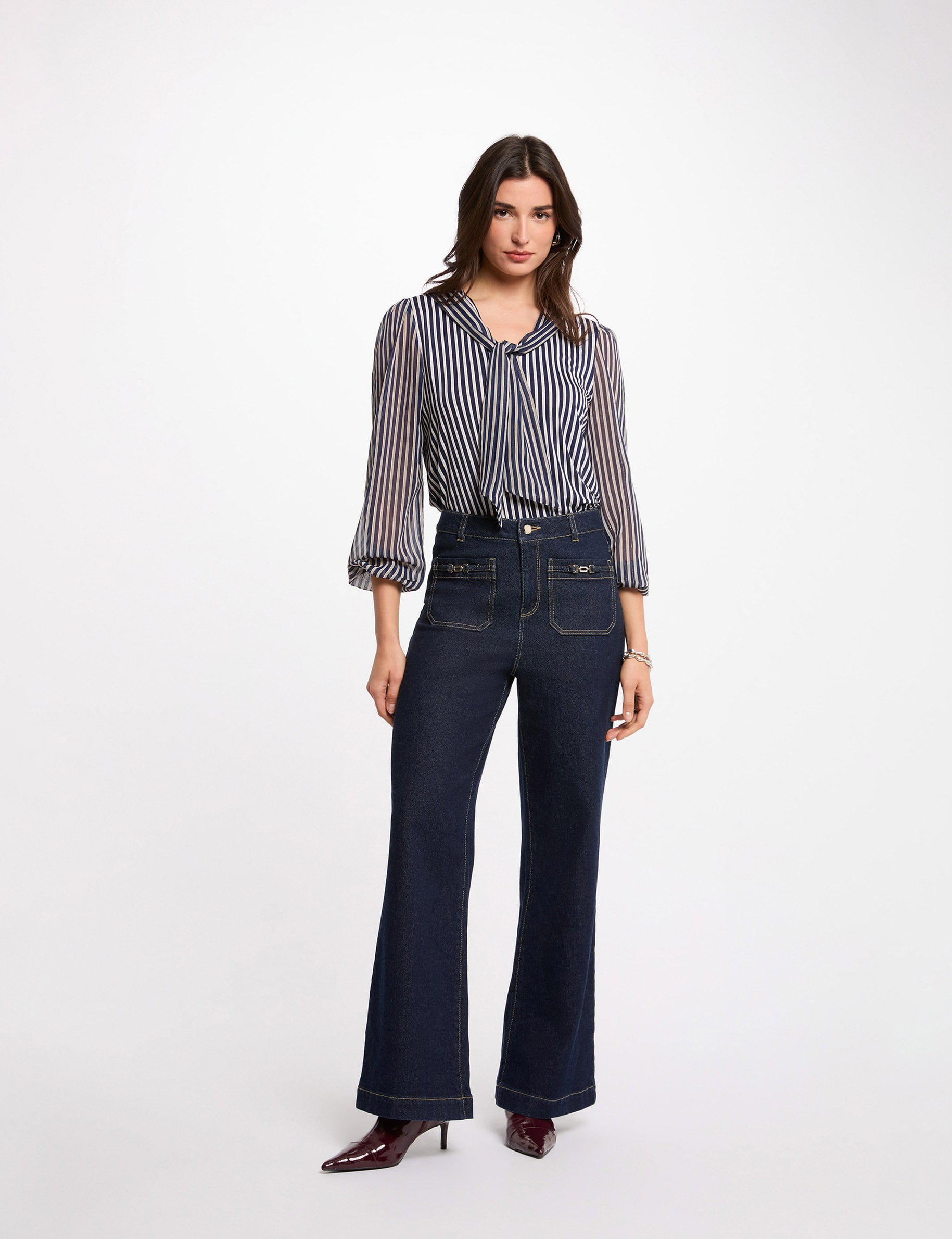 T-shirt col lavalli&egrave;re blanc femme