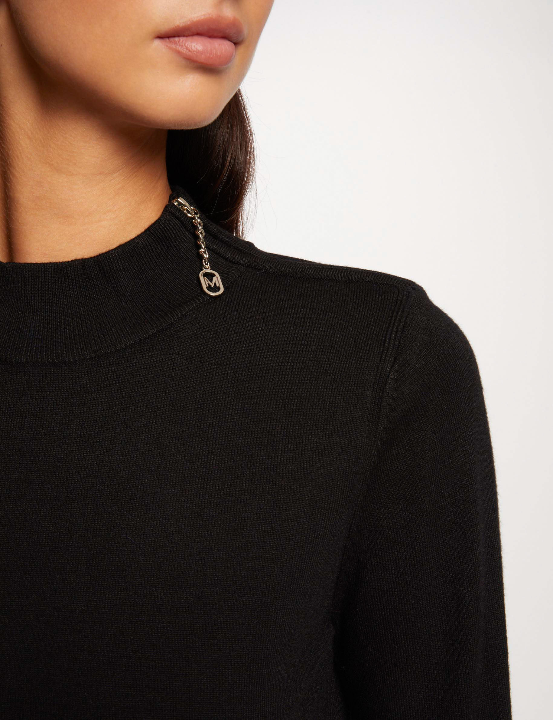 Pull manches longues détail zippé noir femme