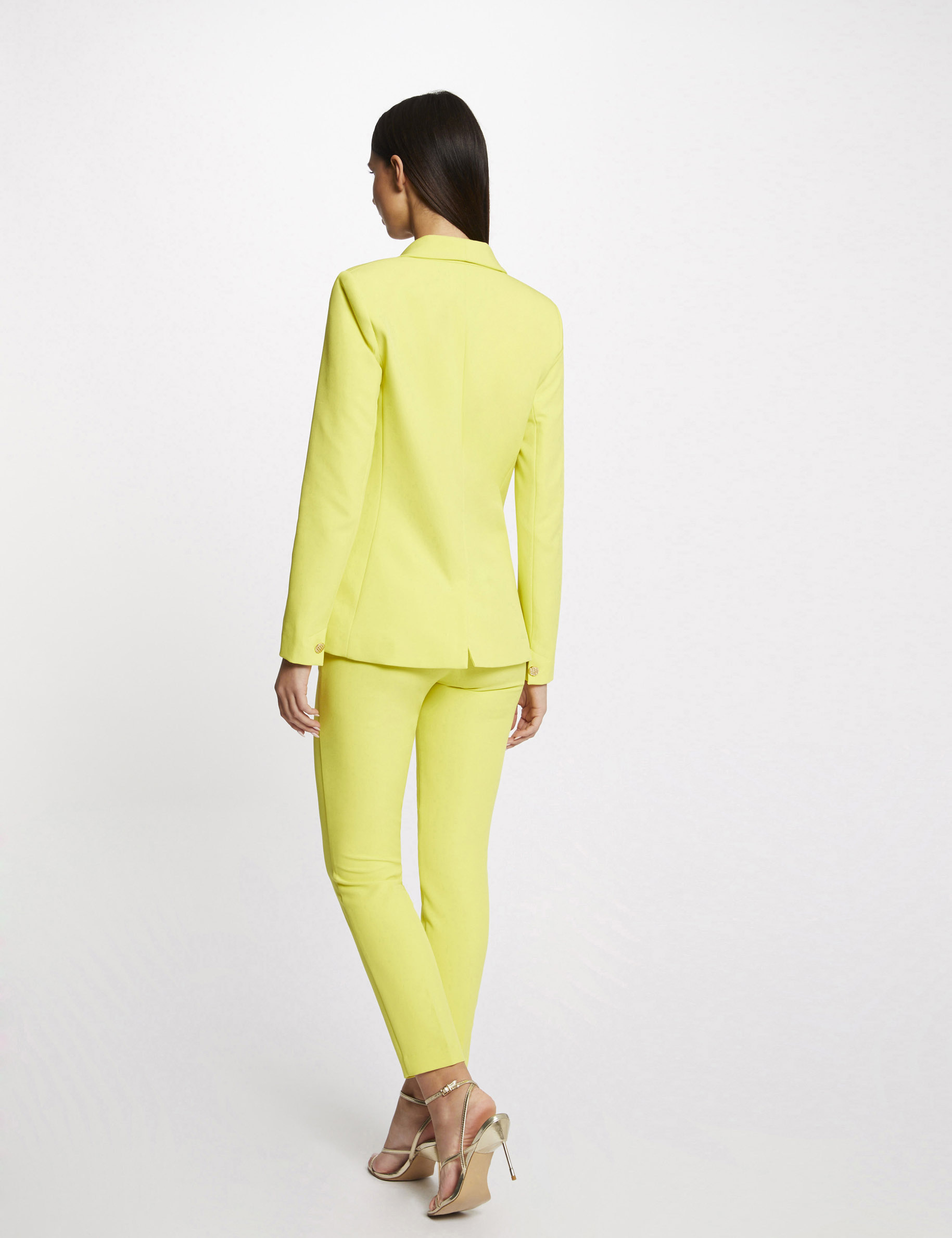 Pantalon city ajusté 7/8ème à pinces jaune femme Pantalon city ajusté 7/8ème à pinces jaune femme