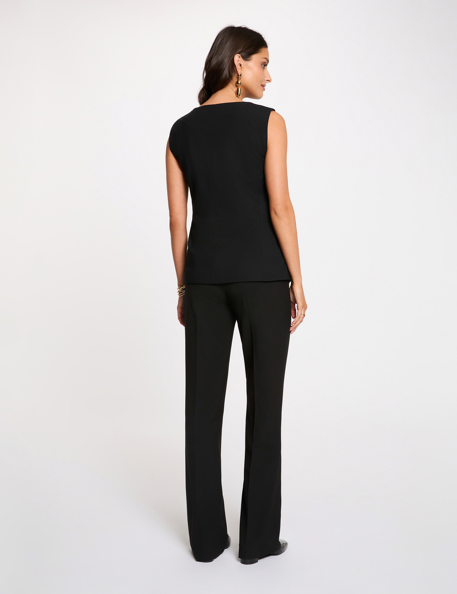 Veste sans manches ajust&eacute;e noir femme