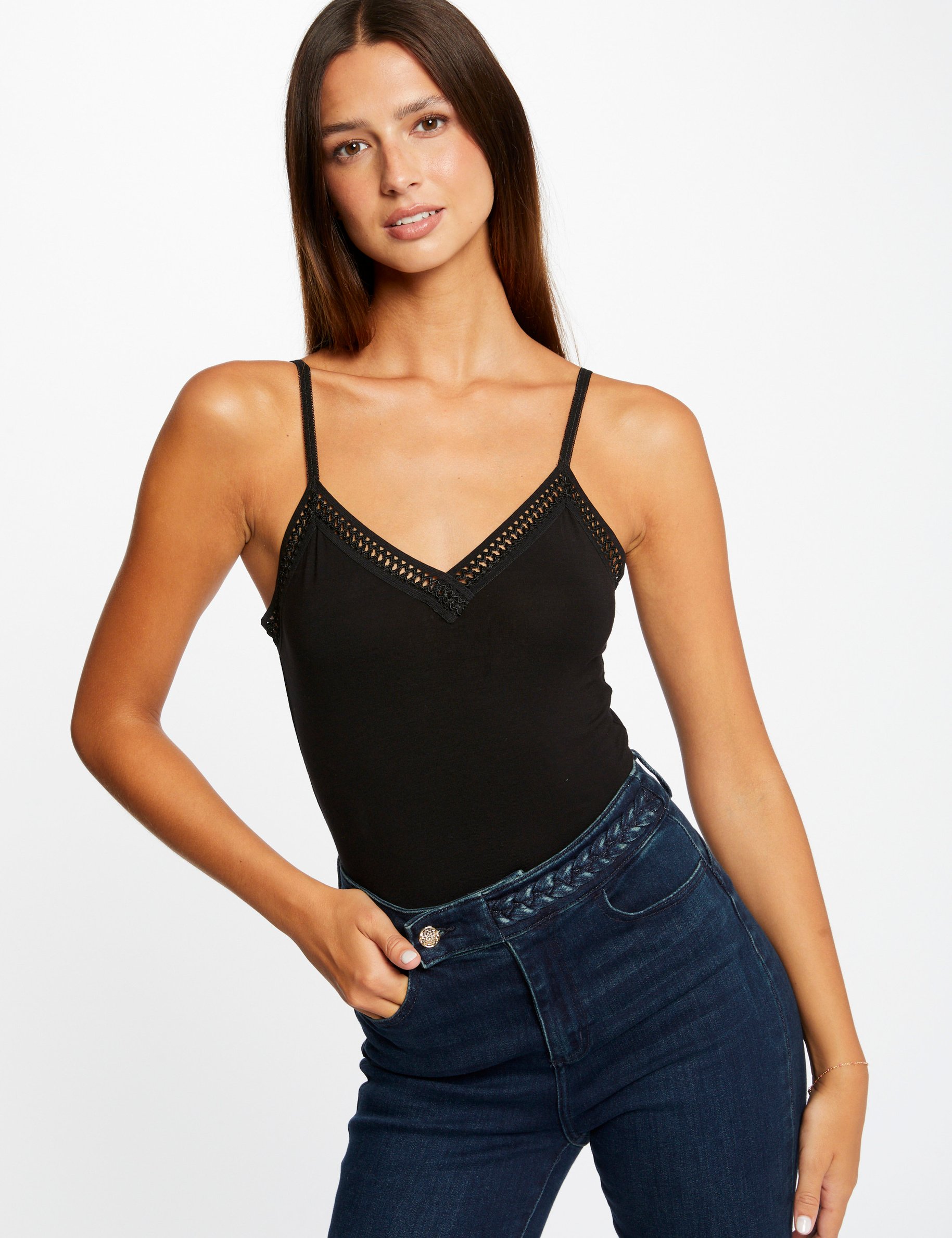 debardeur bretelles fines bande dentelle noir femme Débardeur bretelles fines bande dentelle noir femme