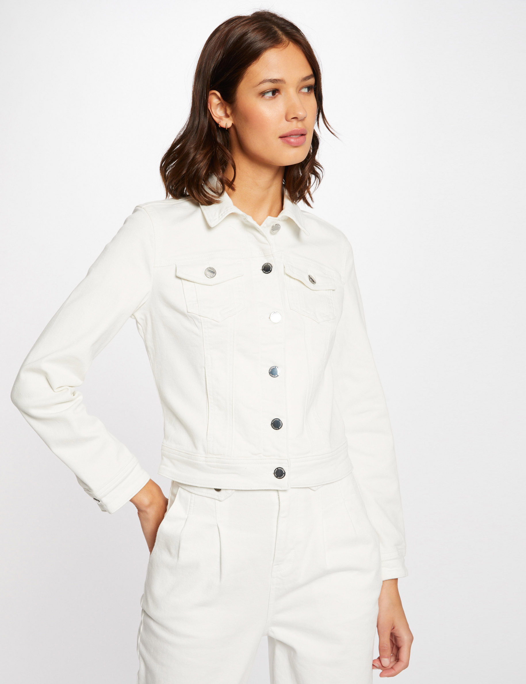 Veste droite boutonnée en jean ecru femme Veste droite boutonnée en jean ecru femme