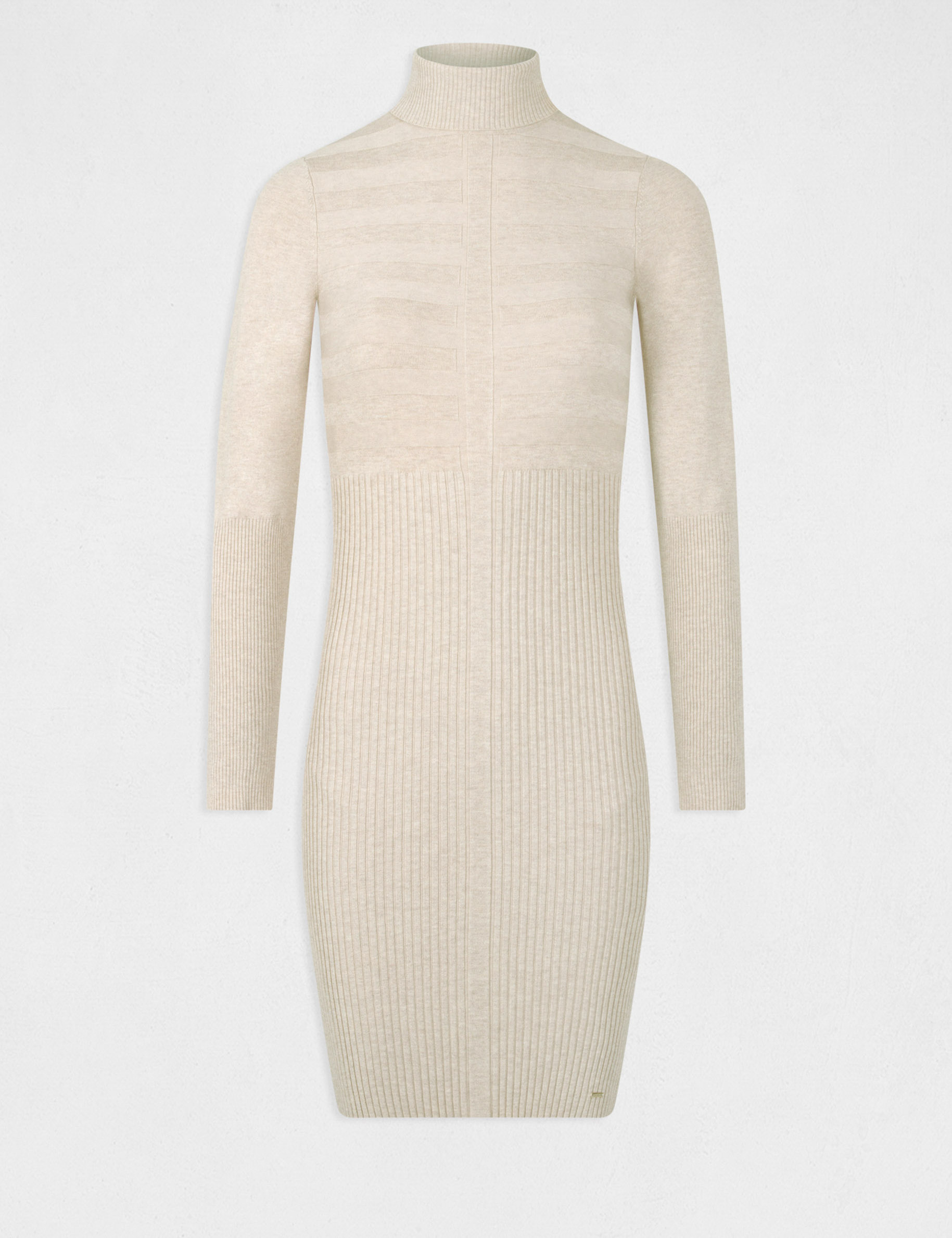 Robe ajust&eacute;e col roul&eacute; fine maille sable femme