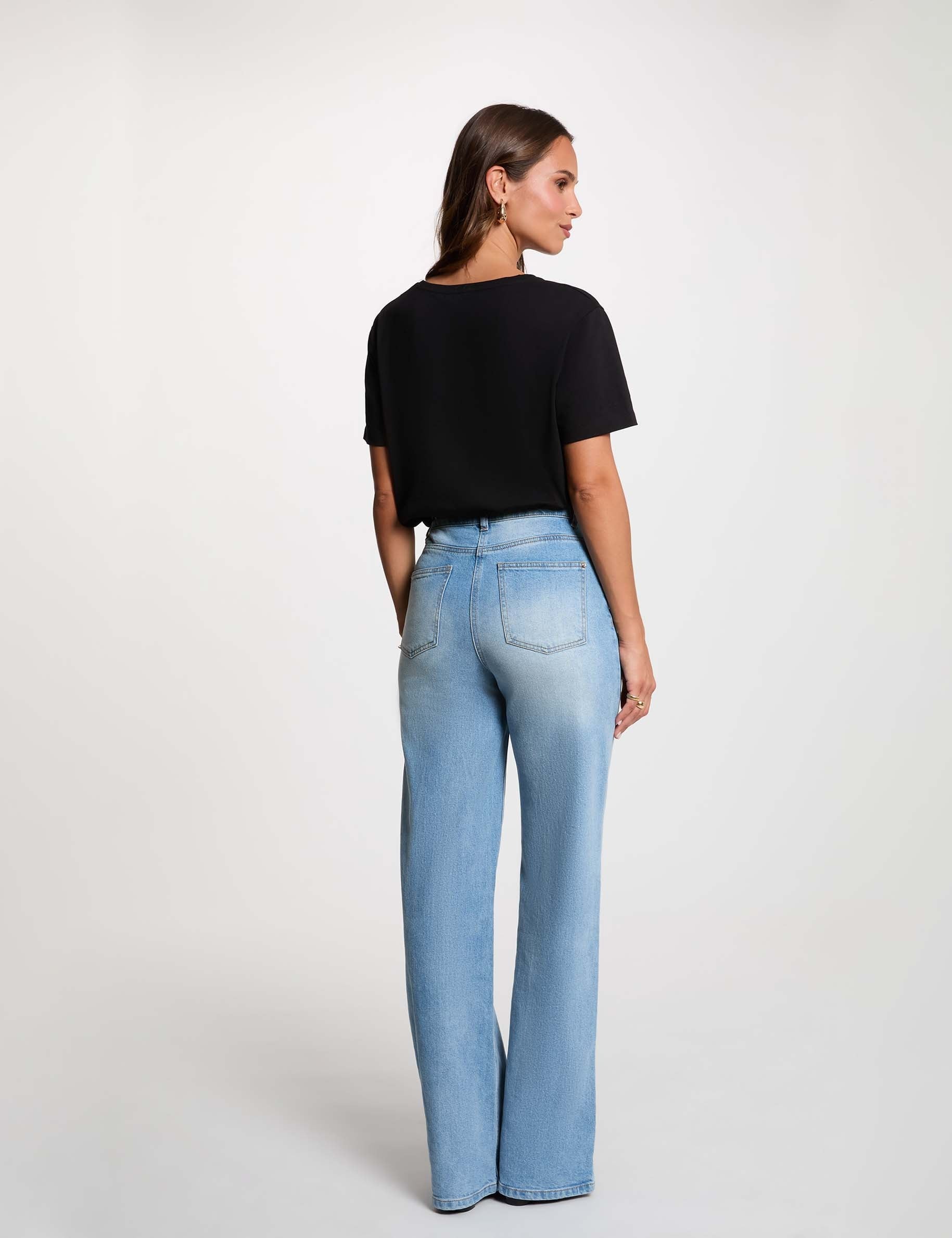 T-shirt brod&eacute; noir femme