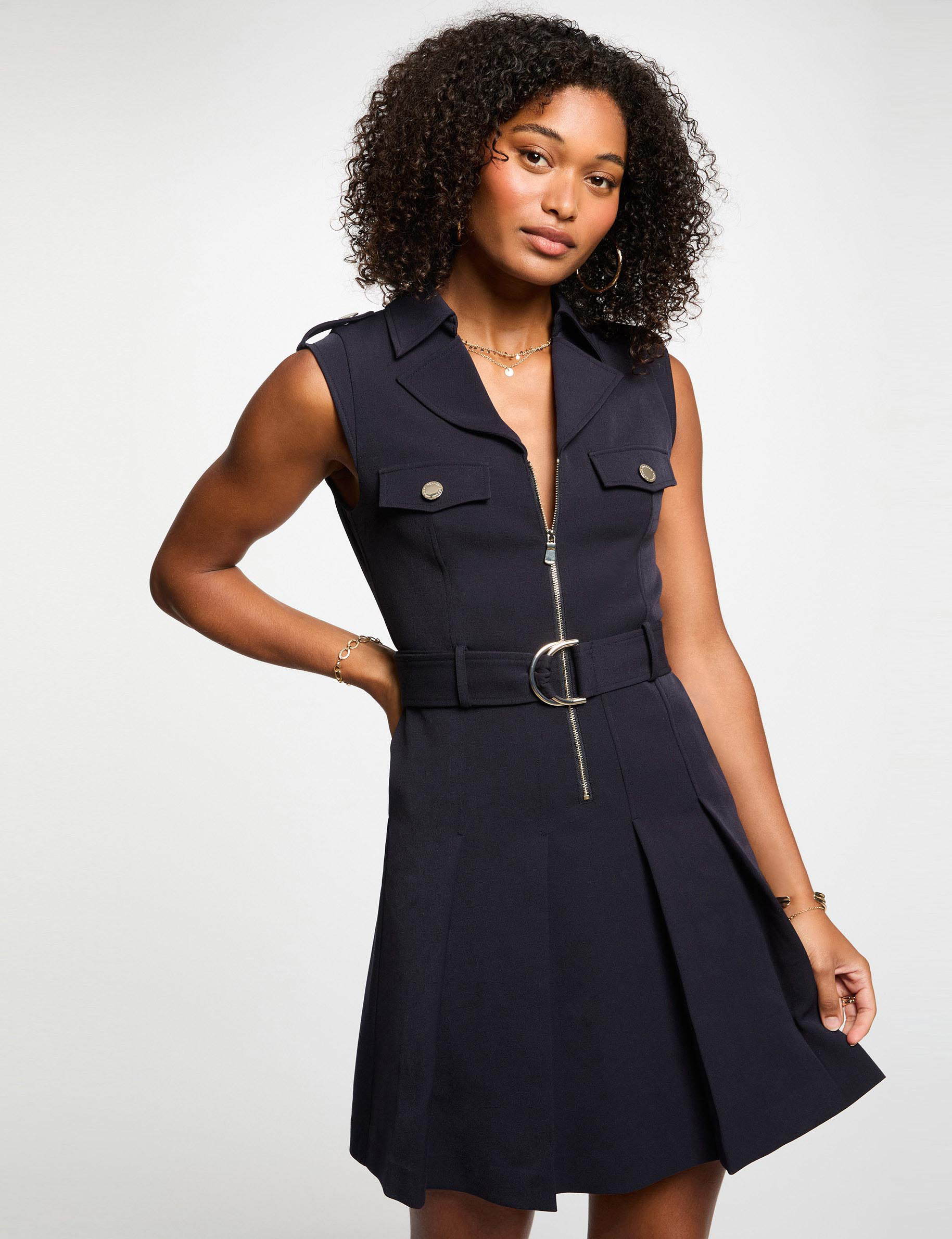 robe courte trapeze plis bleu marine femme Robe courte trapèze plis bleu marine femme