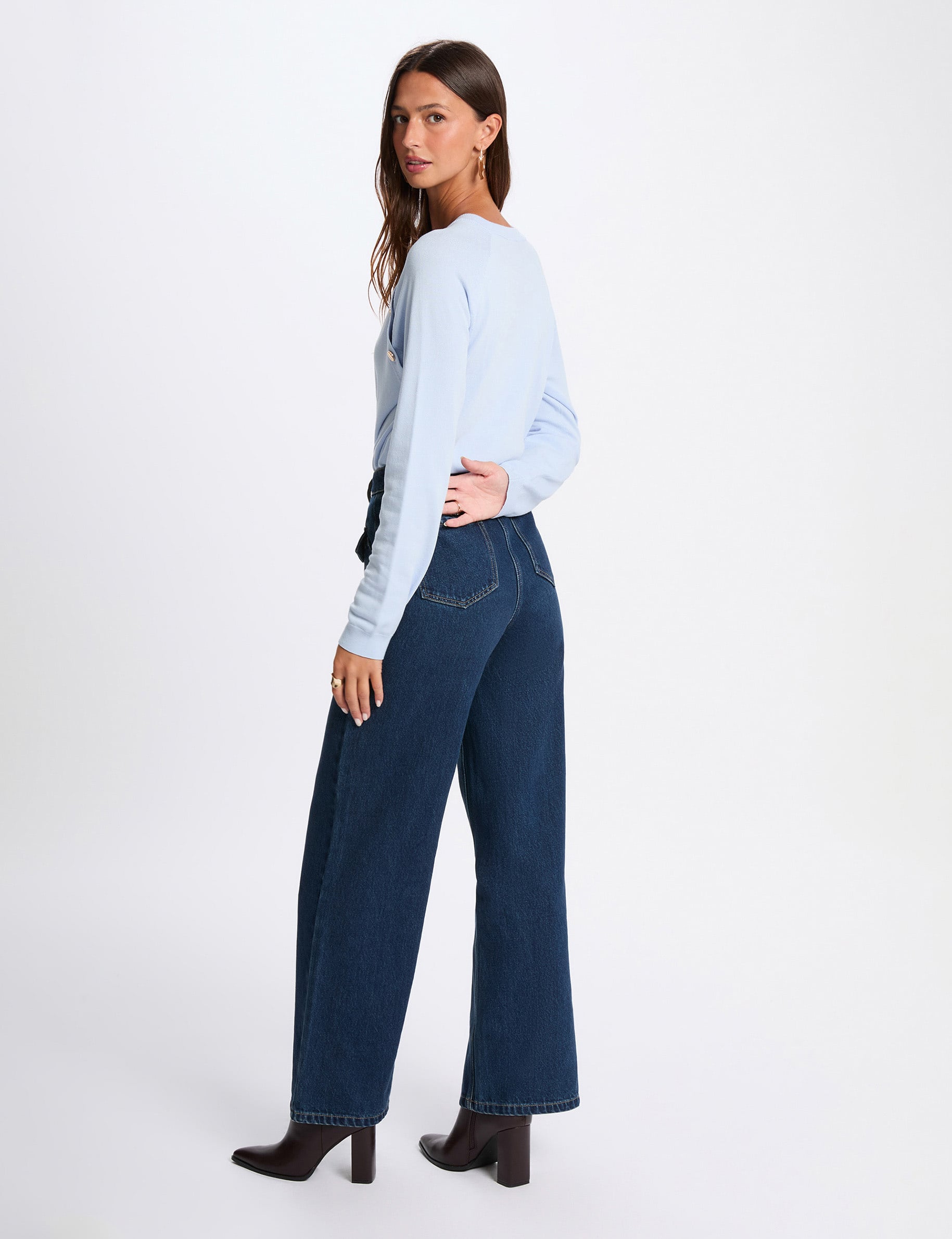 Pull fin ajust&eacute; bleu ciel femme