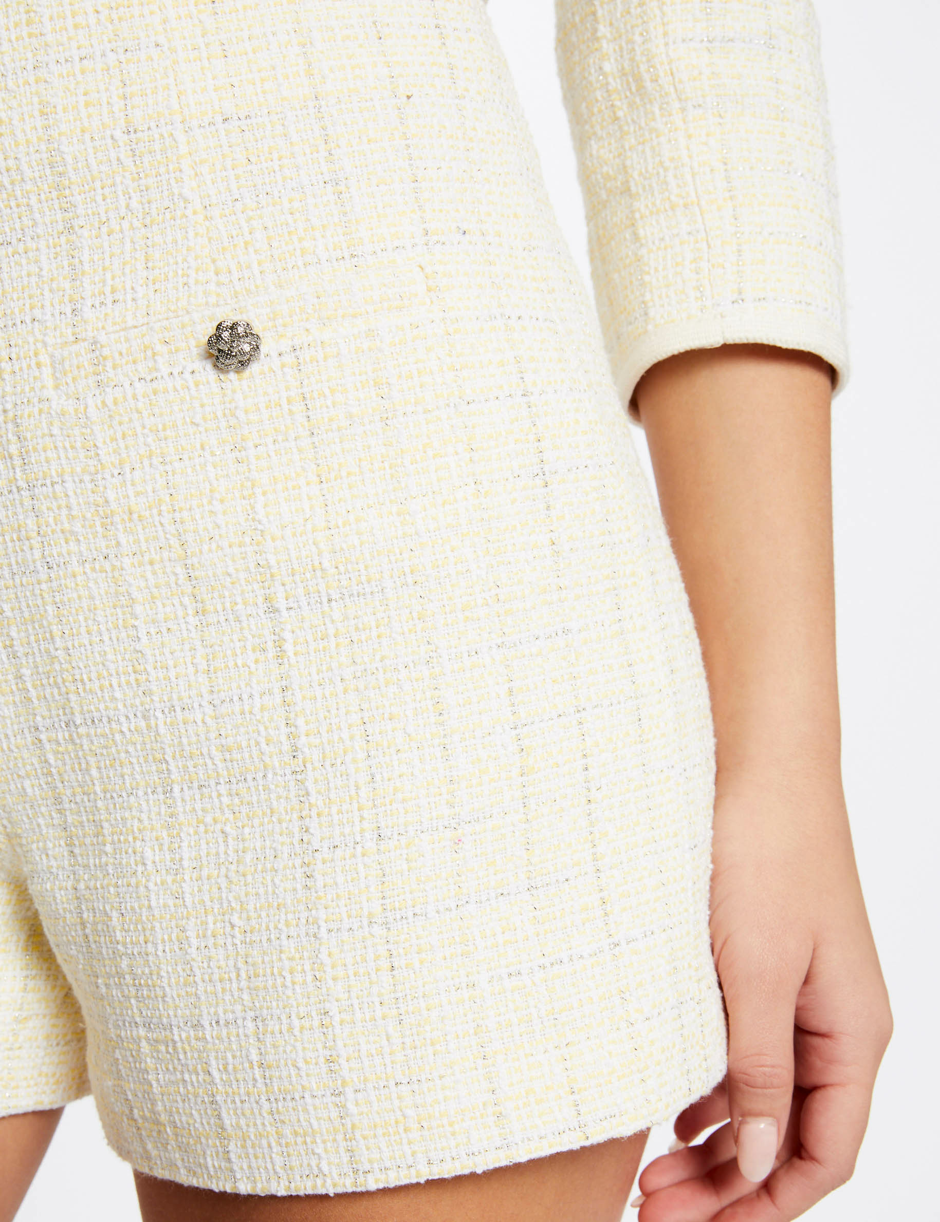 Short droit taille haute jaune femme Short droit taille haute jaune femme