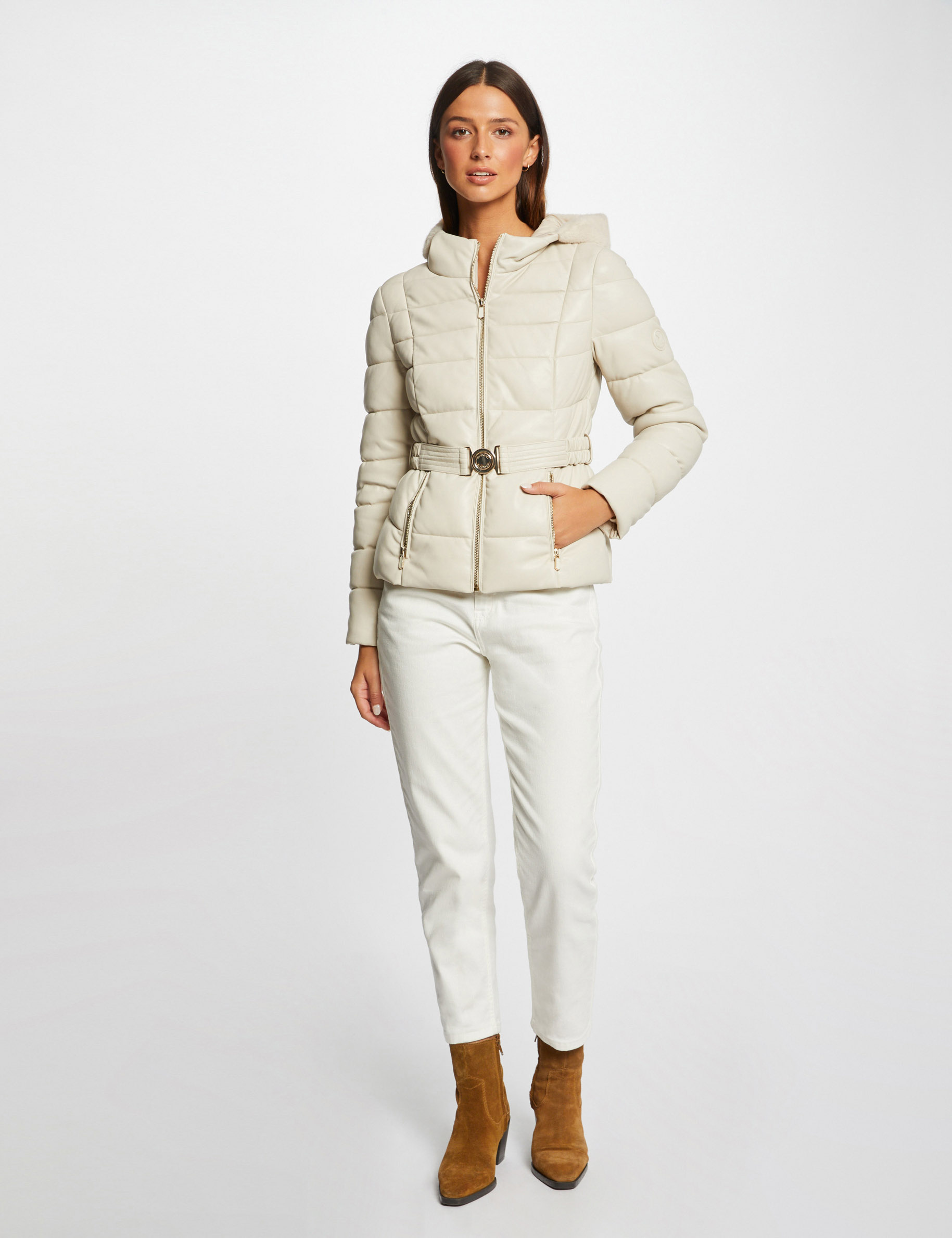 doudoune cintree a capuche simili cuir ivoire femme Doudoune cintrée à capuche simili cuir ivoire femme