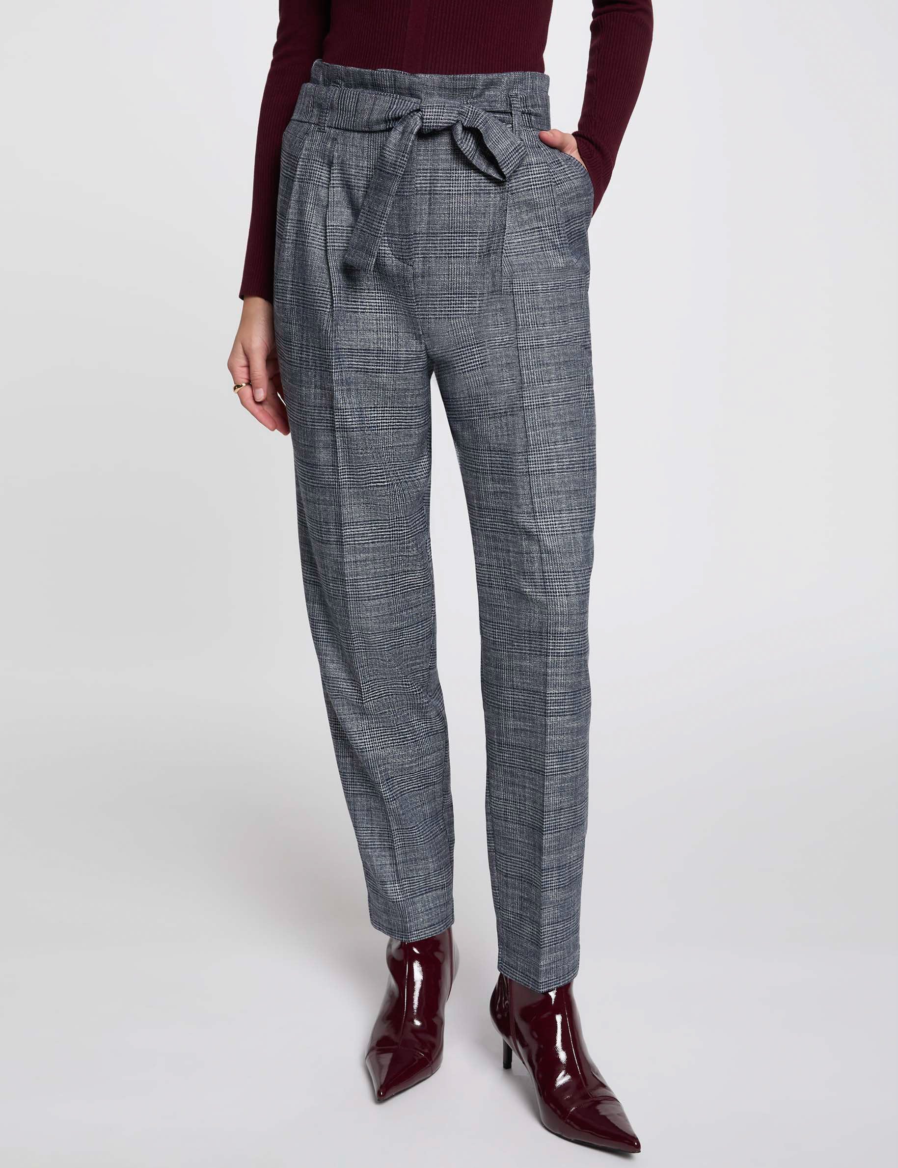 Pantalon carotte &agrave; carreaux multicolore femme