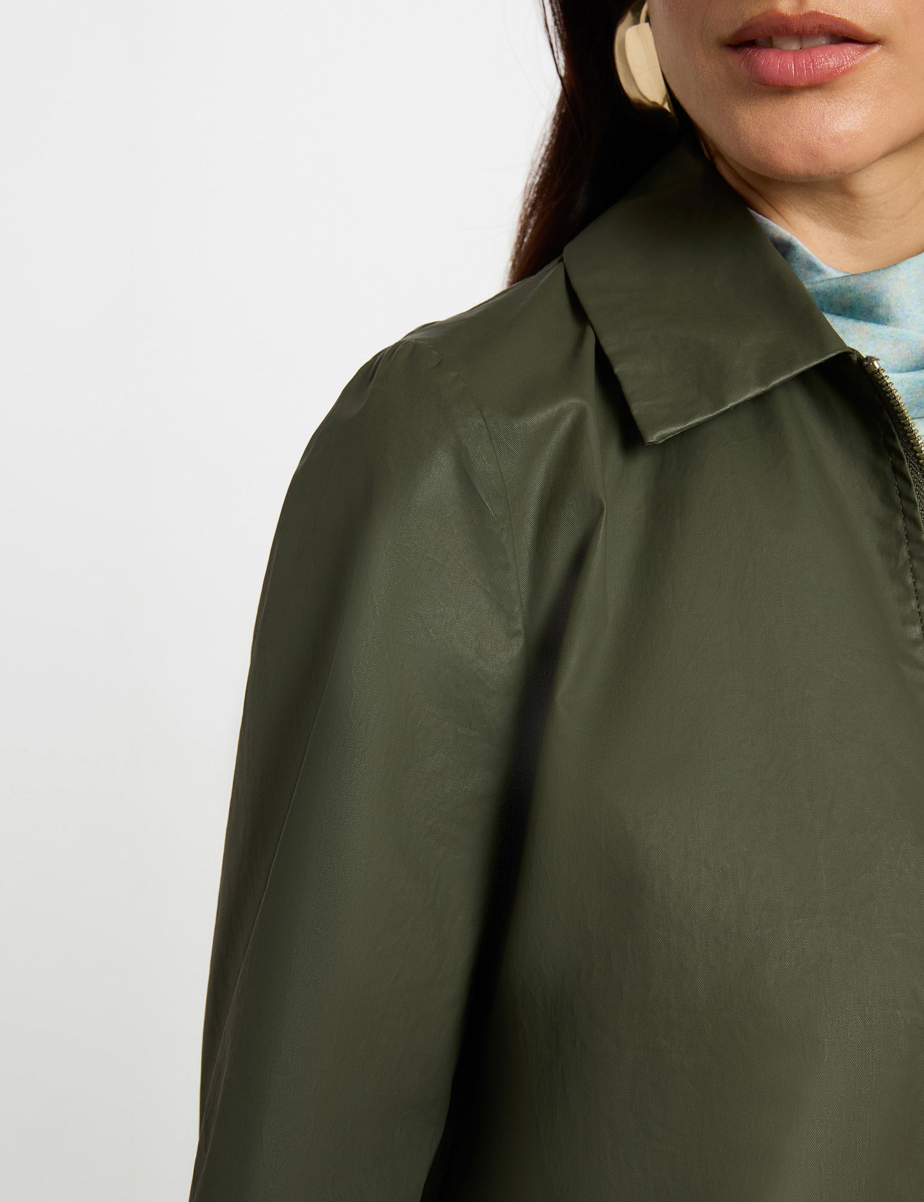 Veste courte zipp&eacute;e vert kaki femme
