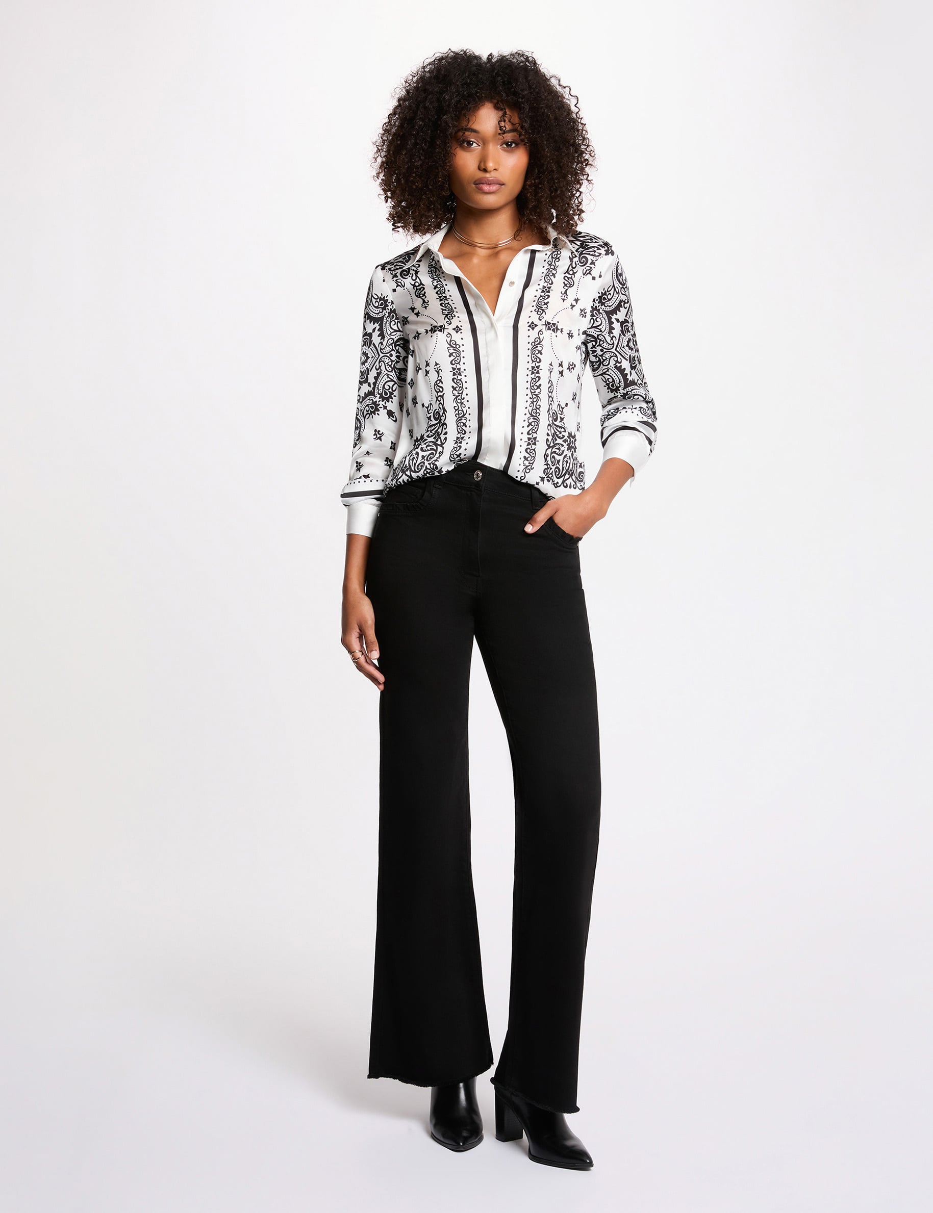 Chemise fluide imprim&eacute;e blanc femme