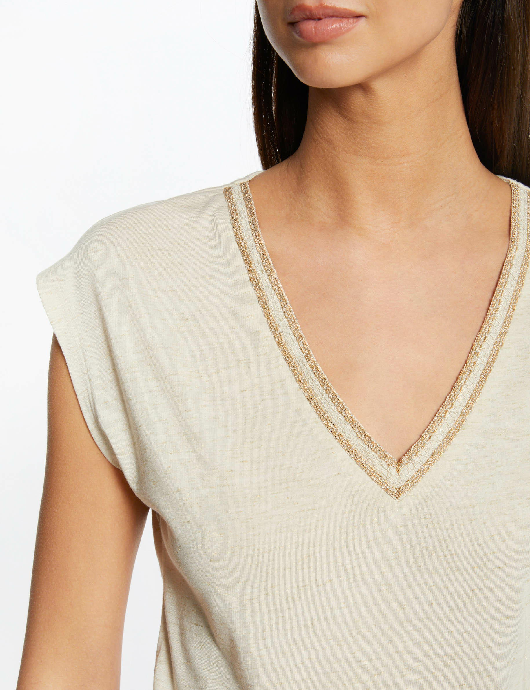 T-shirt manches courtes à col en V sable femme T-shirt manches courtes à col en V sable femme
