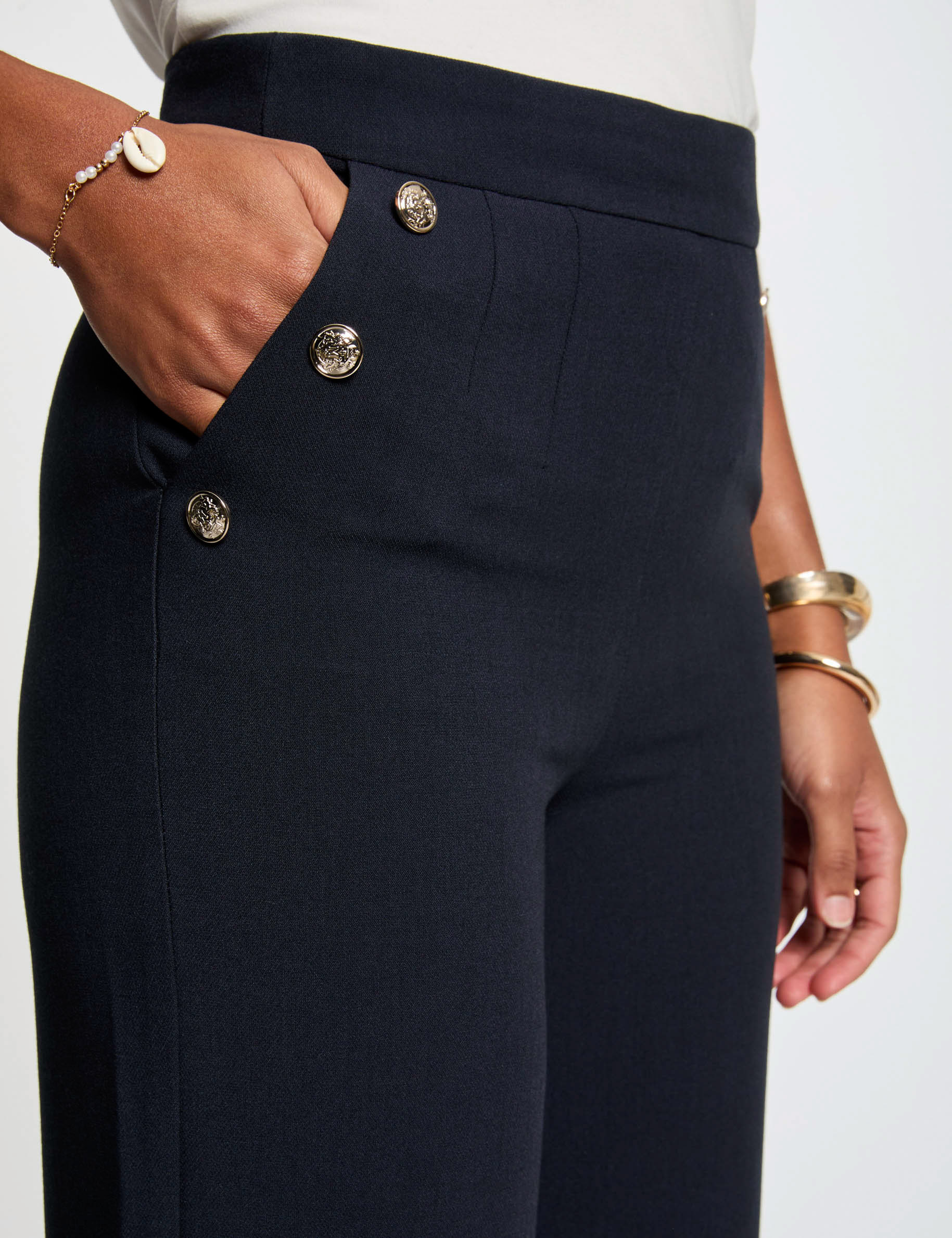 pantalon large a boutons bleu marine femme Pantalon large à boutons bleu marine femme