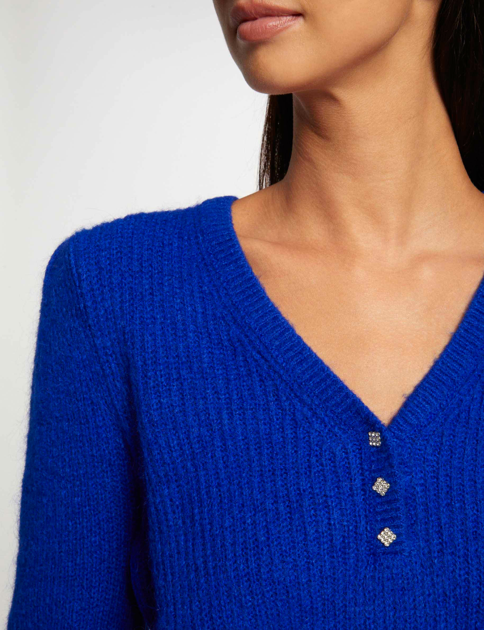 pull manches longues col en v bleu electrique femme Pull manches longues col en V bleu electrique femme