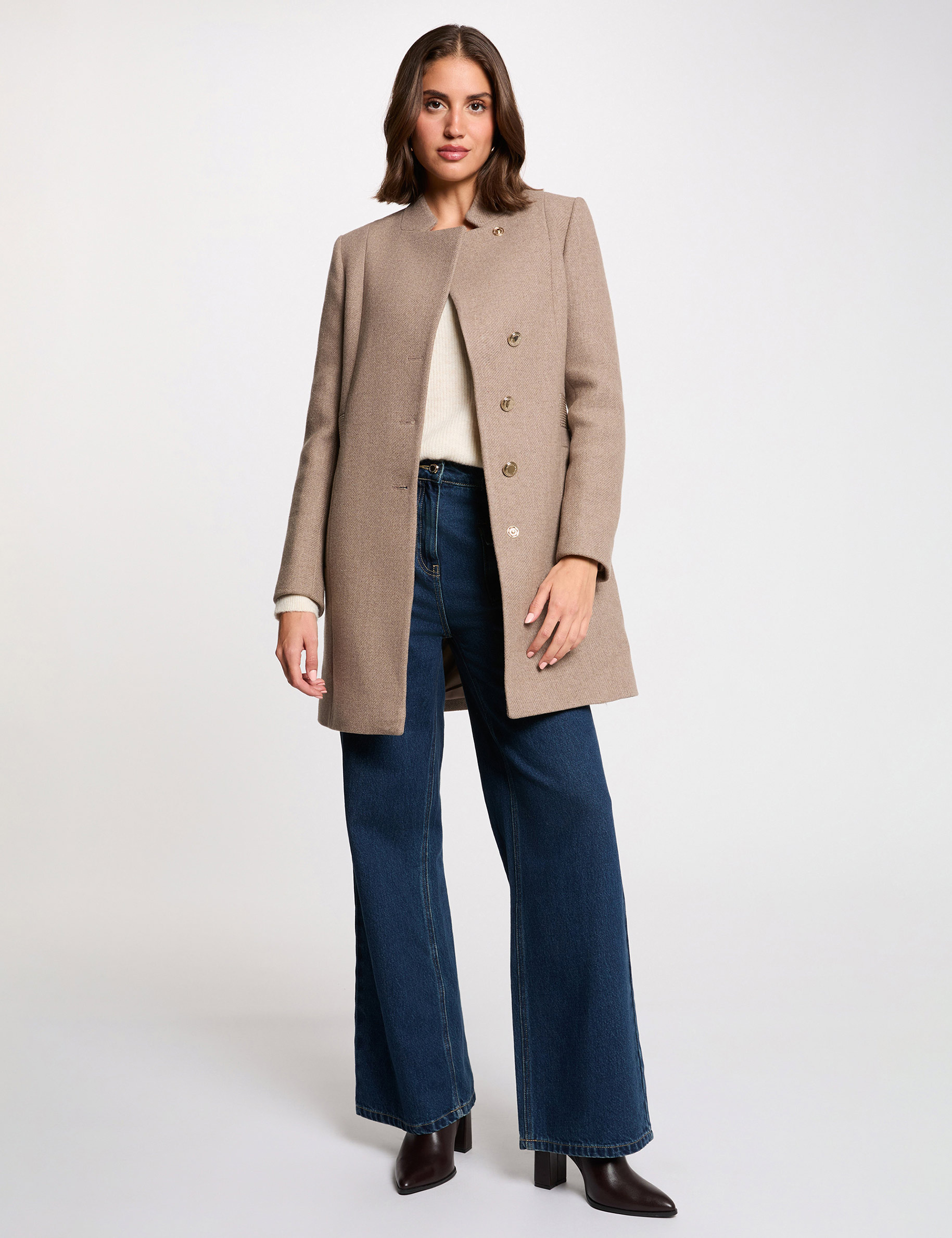Manteau Zara Ajusté - Couleur Crème - Taille M, Longueur Hanches - Style Fitted, Neuf Sans étiquettes