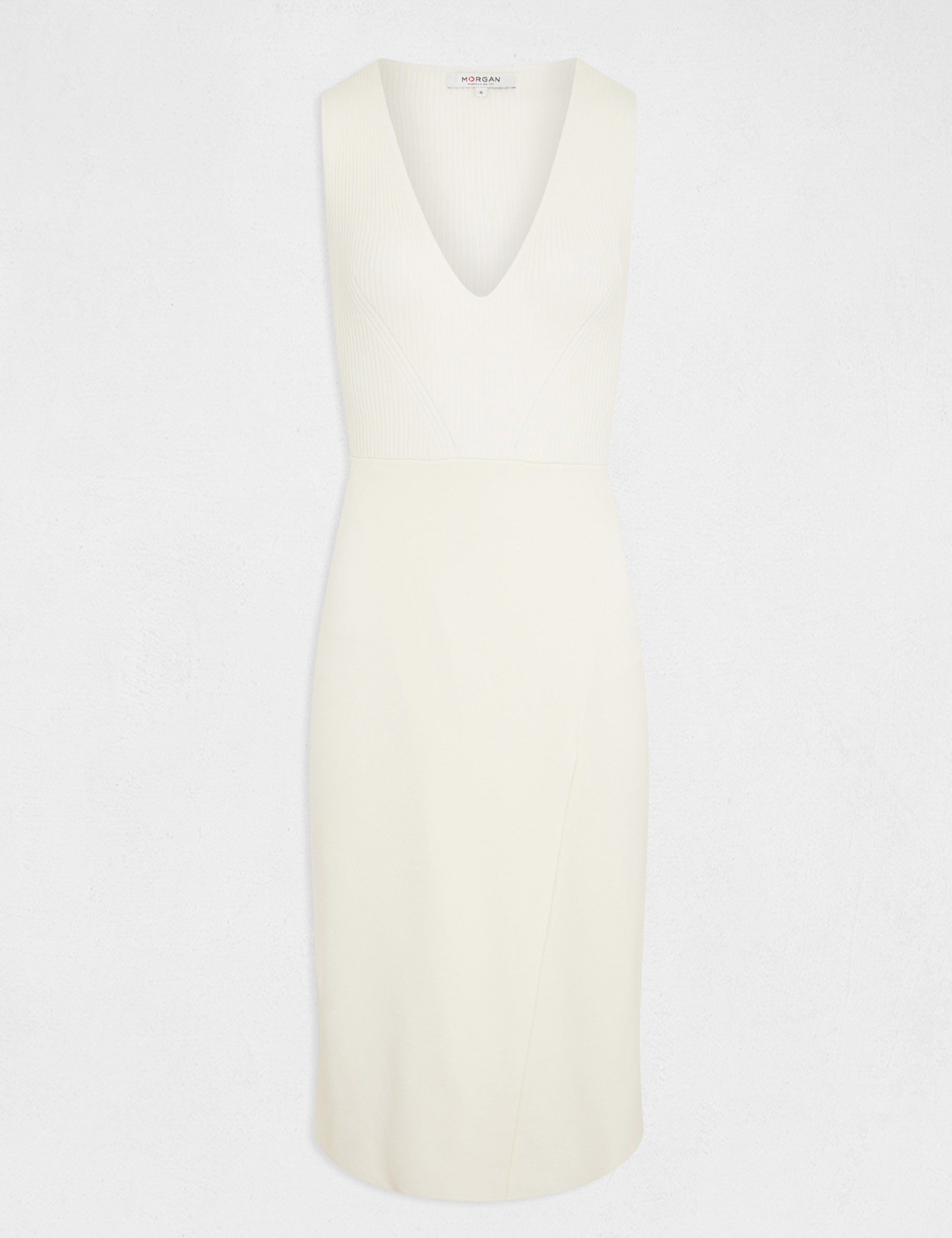 robe pull midi ajustee col en v ivoire femme Robe pull midi ajustée col en V ivoire femme