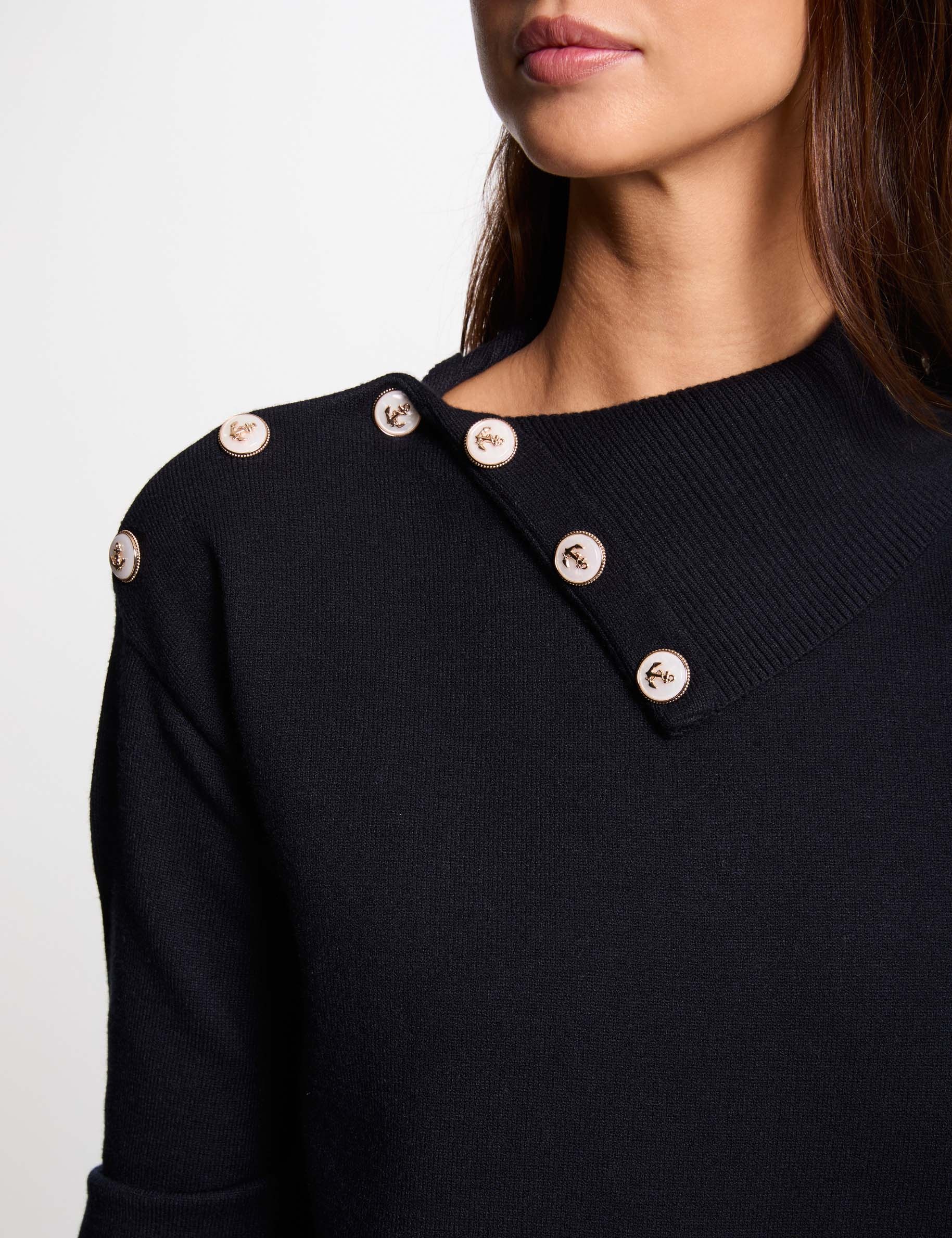 pull col a revers et boutons bleu marine femme Pull col à revers et boutons bleu marine femme
