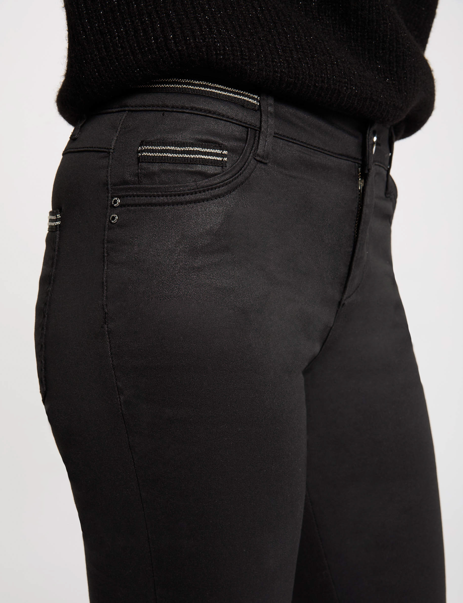 Pantalon slim enduit noir femme