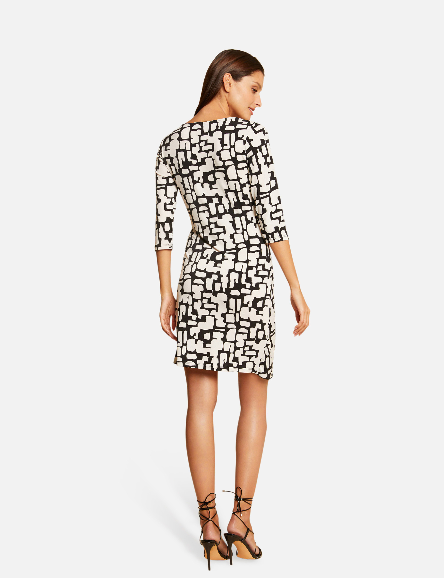 Robe ajustée drapée imprimée ecru femme Robe ajustée drapée imprimée ecru femme