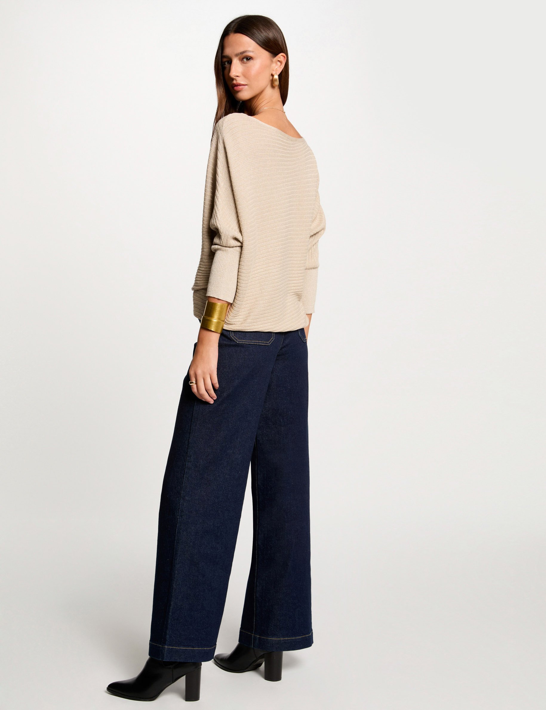 pull col bateau epaule denudee sable femme Pull col bateau épaule dénudée sable femme
