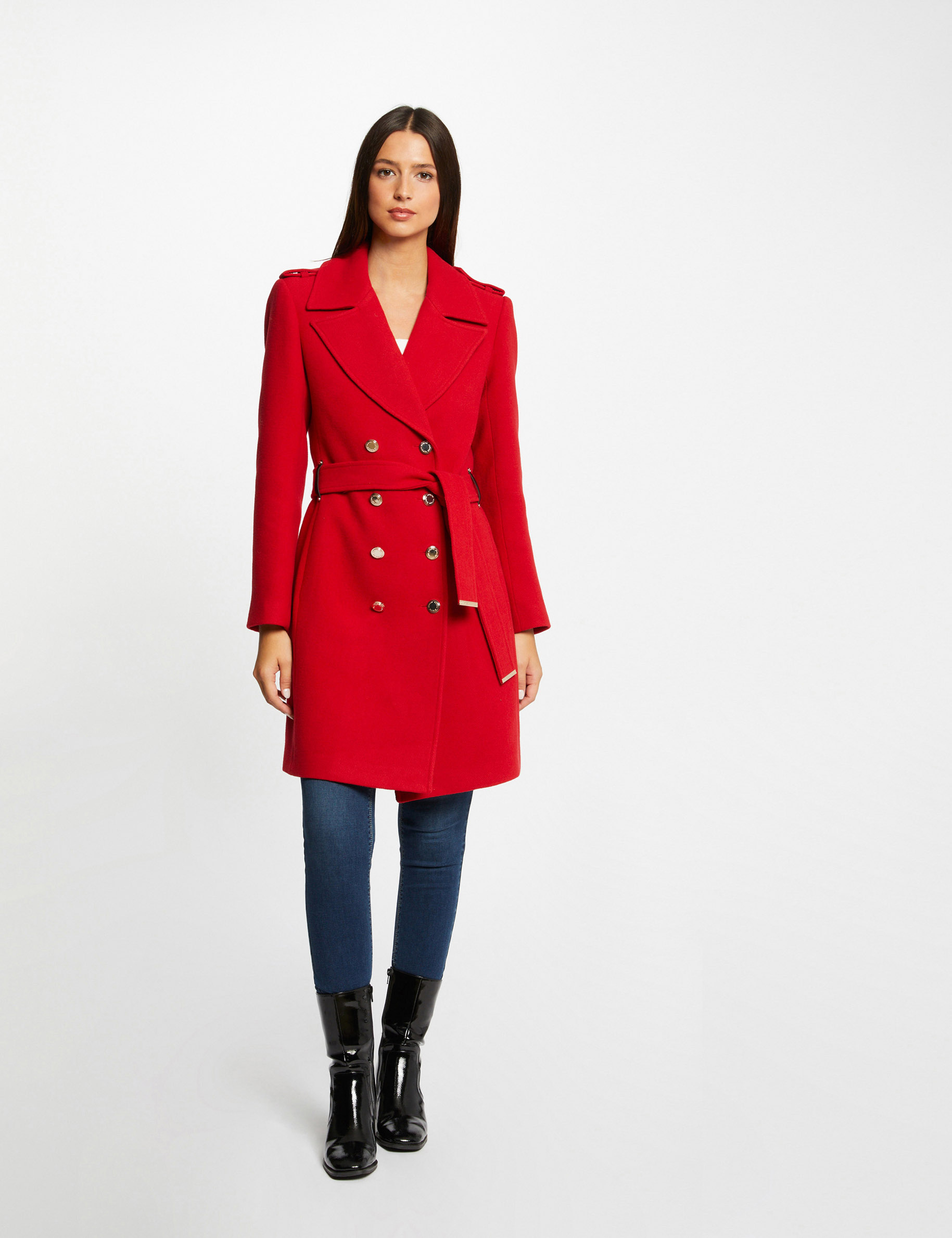 Manteau long droit ceinturé à boutons rouge femme