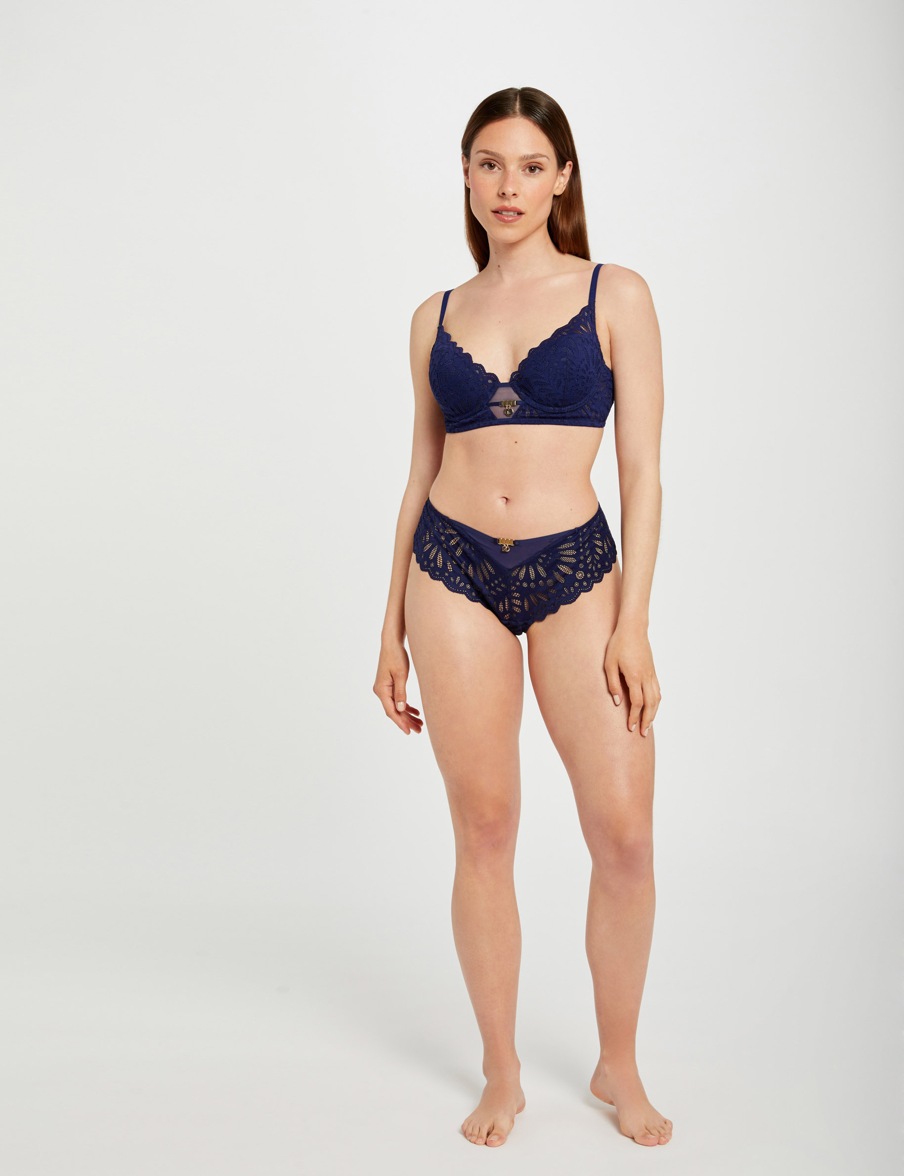shorty en dentelle marine femme Shorty en dentelle marine femme