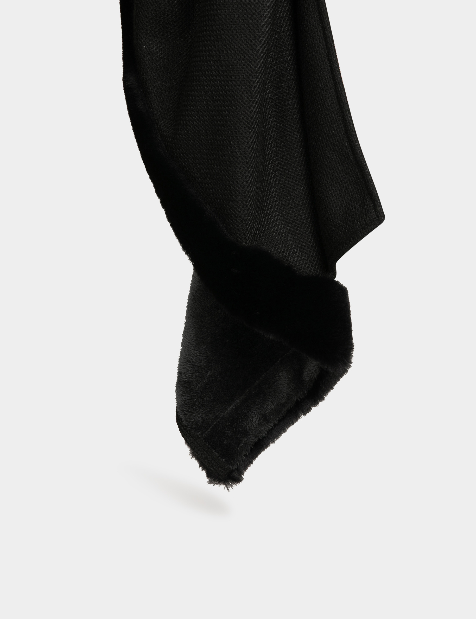 Cape avec fourrure 2025 femme