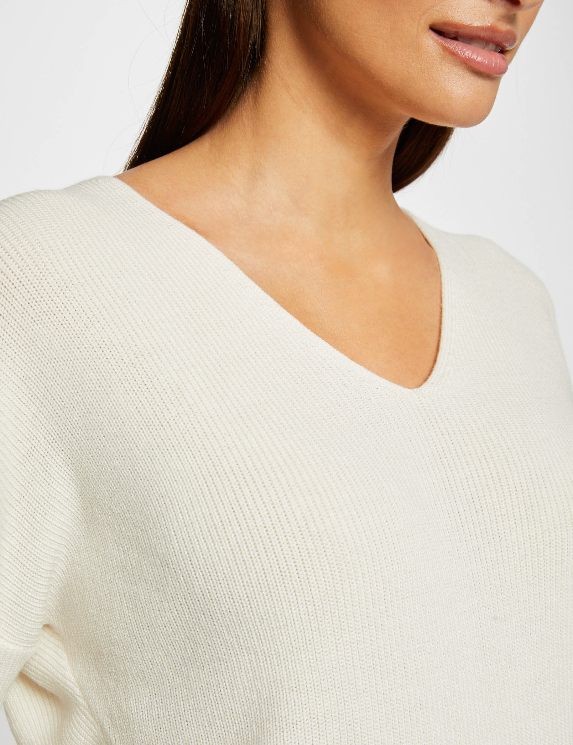 Pull manches longues à col en V ecru moyen femme Pull manches longues à col en V ecru moyen femme