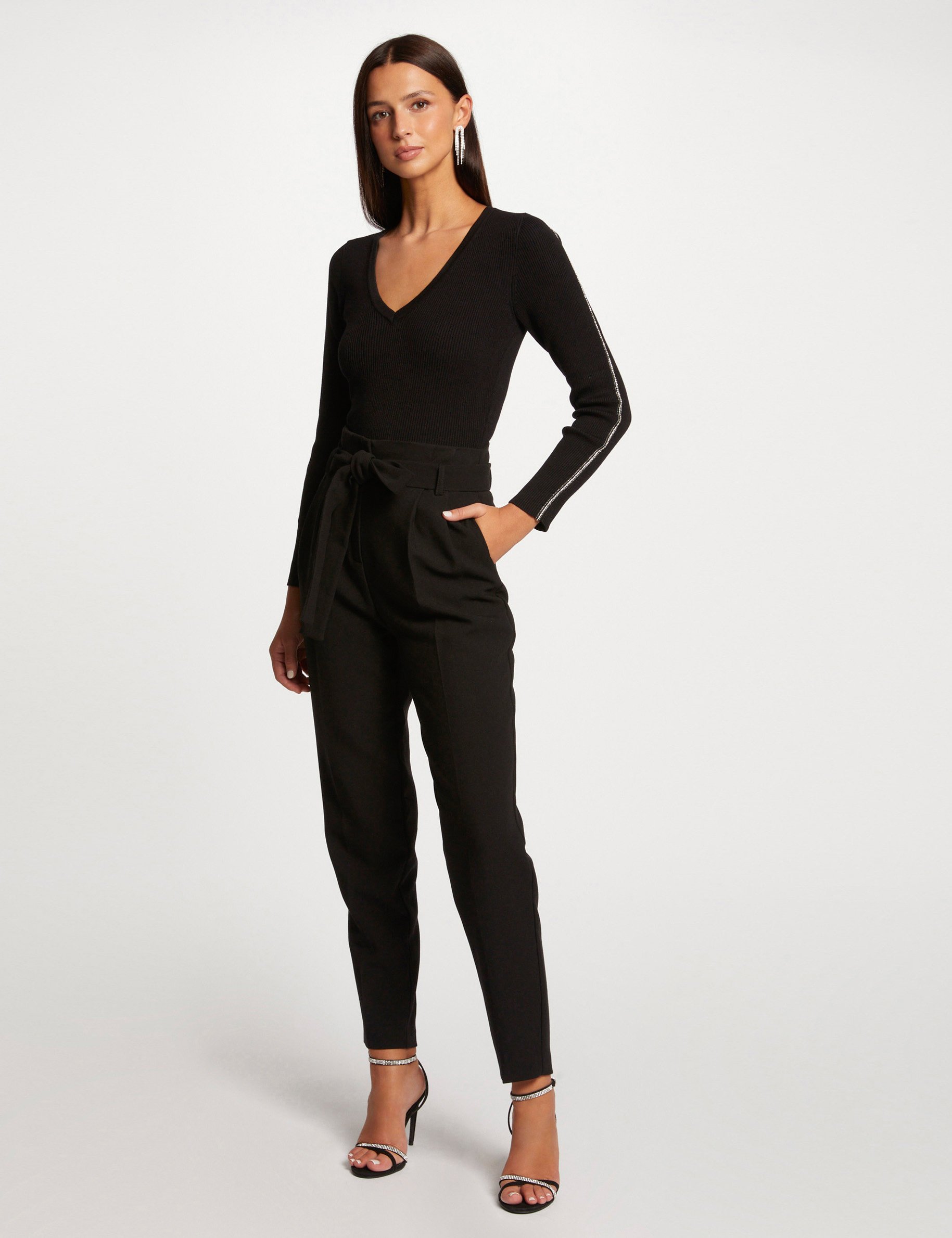 Pull manches longues bandes bijoux noir femme