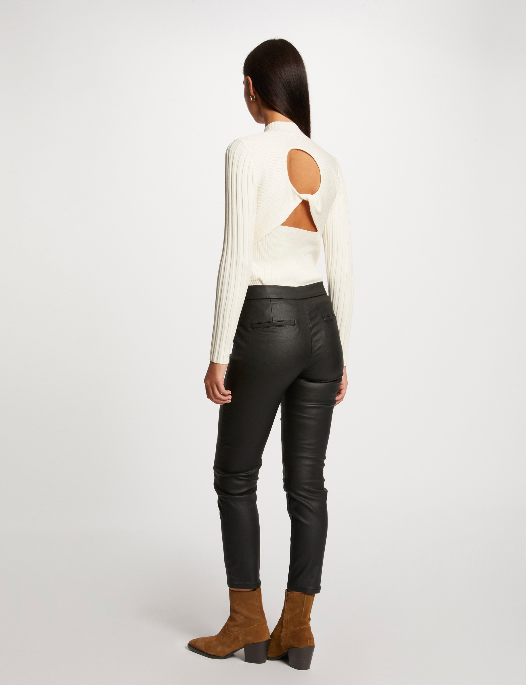 pull manches longues avec dos ouvert ivoire femme Pull manches longues avec dos ouvert ivoire femme