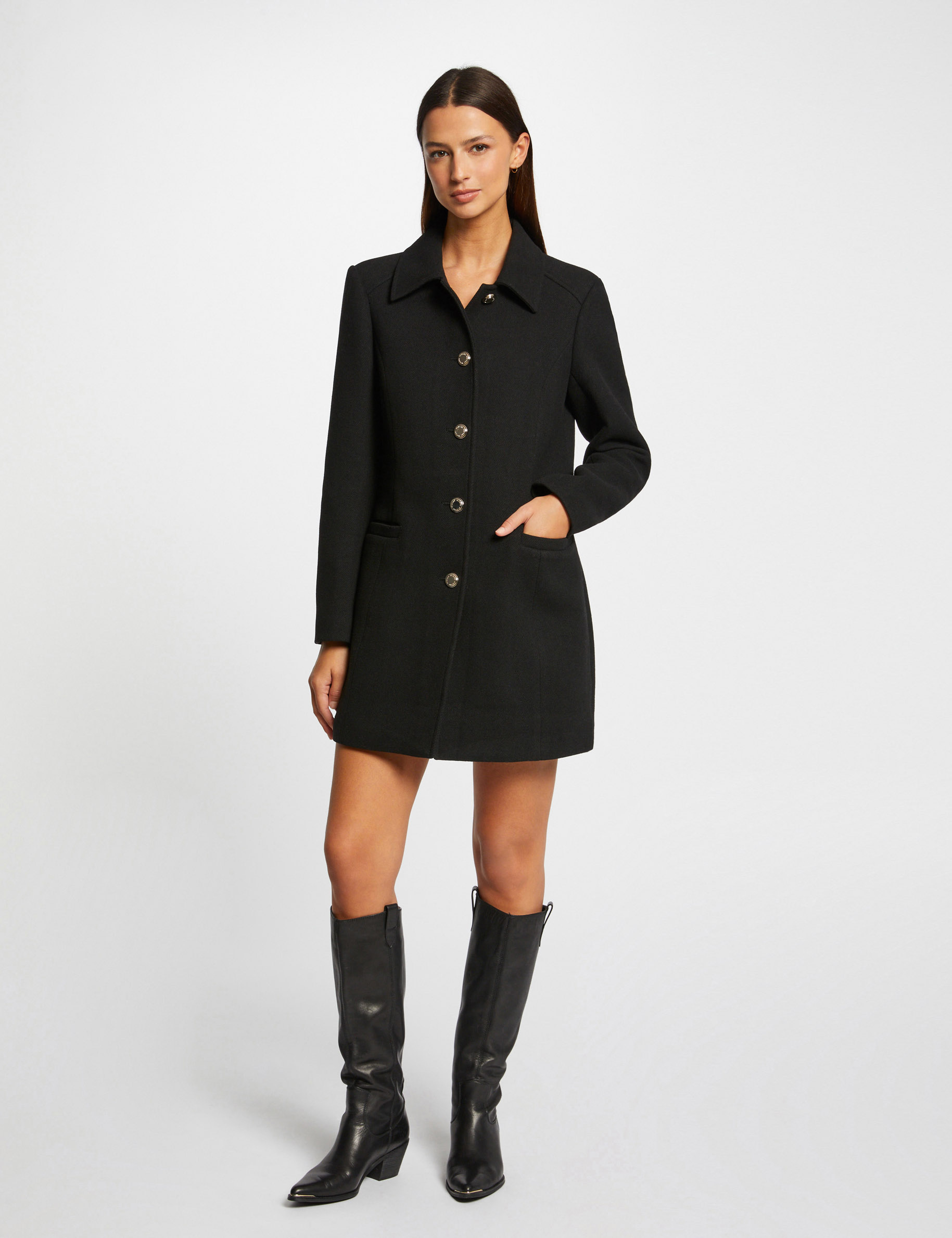 Manteau long droit boutonné noir femme