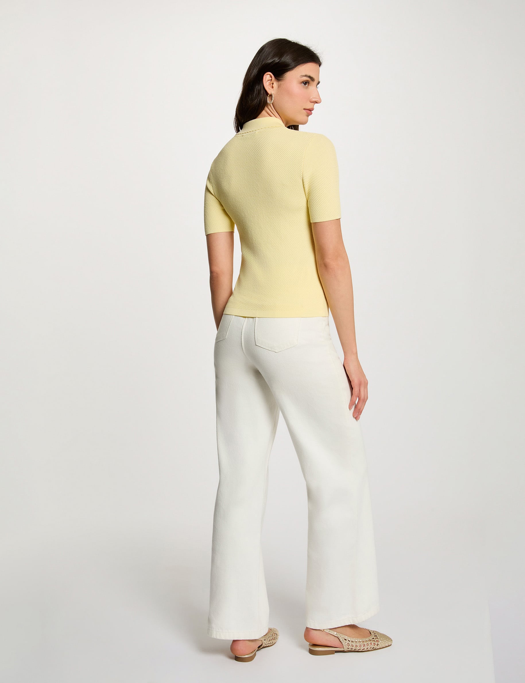 Pull ajust&eacute; col &agrave; revers jaune pastel femme